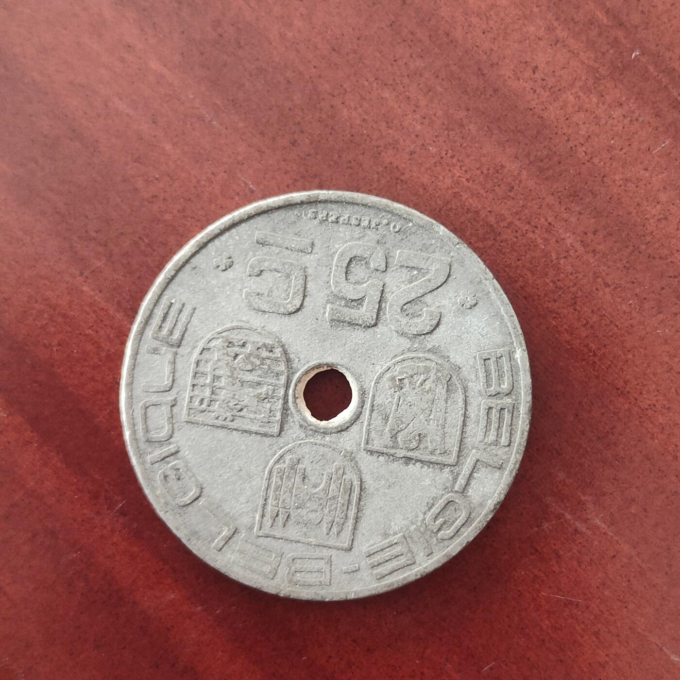 英雄古币捡漏专场第一期无押金可累计捡漏，全场50包邮，偏远地区除外。 1944年比利时