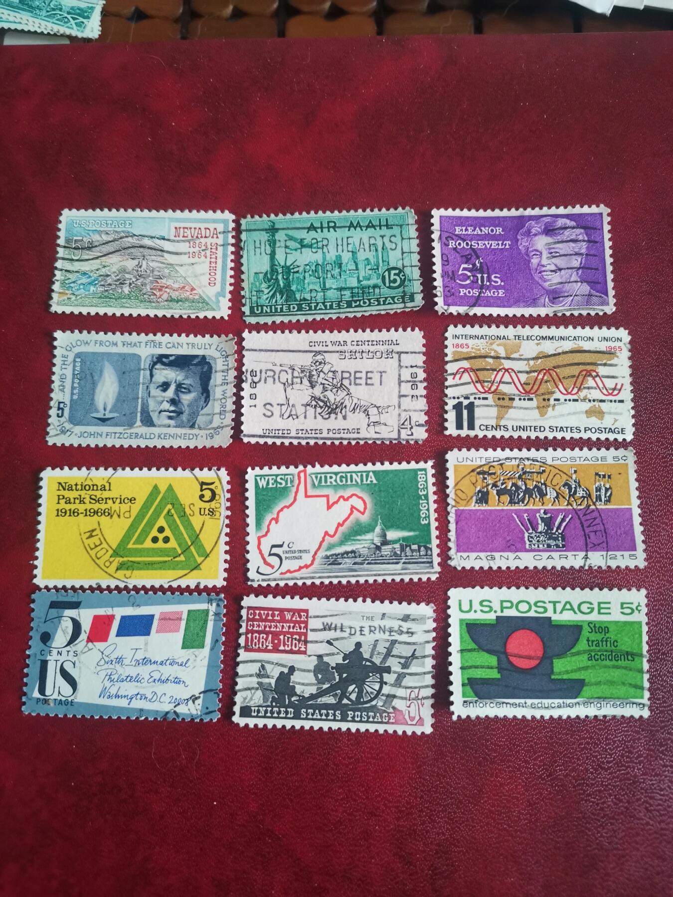 380美国专题纪念邮票12种不同一起出让。