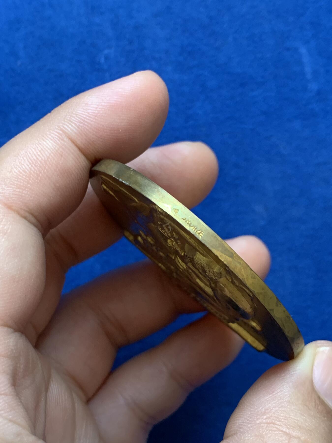 《竞宝斋》第286场-周六， 周日，周一 3场连拍 （全场包邮） 法国电力和天然气铜章 70.7g 54.8mm