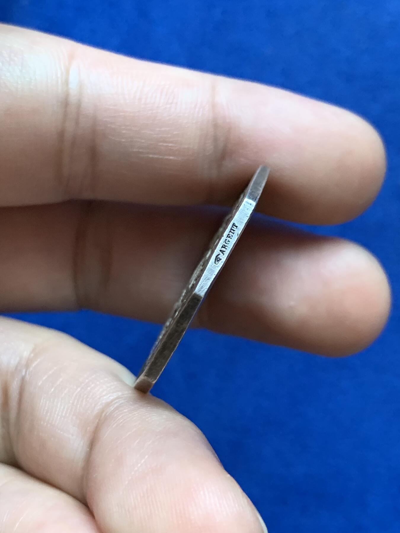 《竞宝斋》第286场-周六， 周日，周一 3场连拍 （全场包邮） 法国1854克莱蒙费朗金融银行八角银代币 手指铭 30mm 12.3g