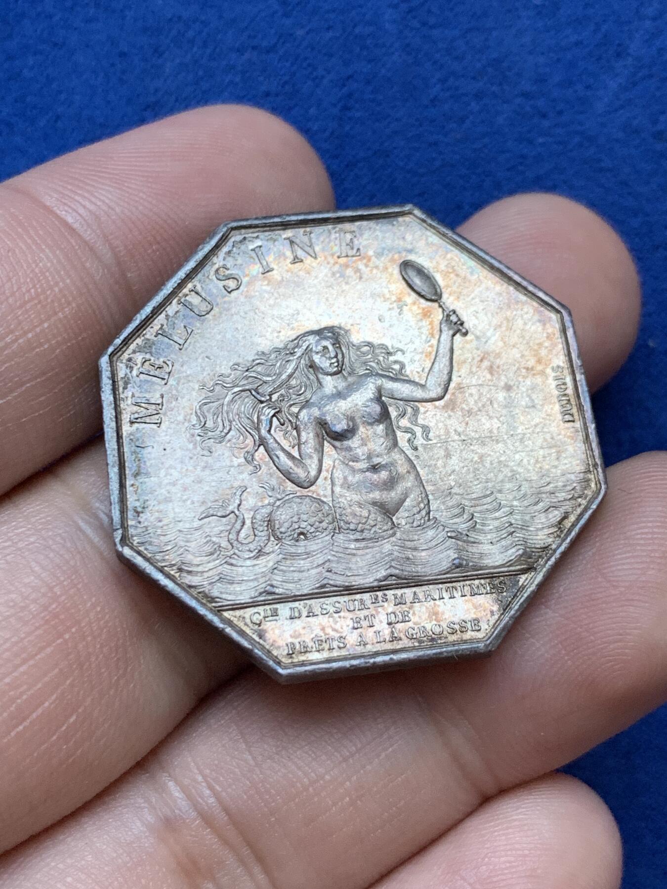 《竞宝斋》第286场-周六， 周日，周一 3场连拍 （全场包邮） 法国1832-1841名誉品海妖八角银代币 海洋保险和贷款公司 17.63g 33.3mm 神灯边铭