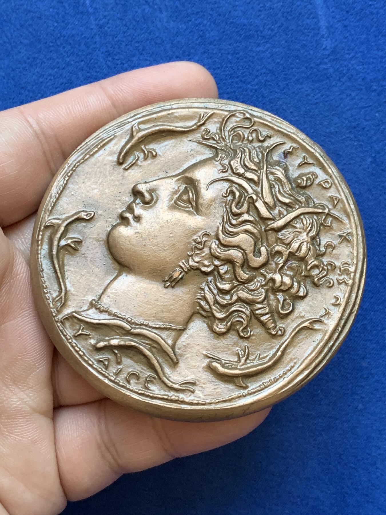 《竞宝斋》第286场-周六， 周日，周一 3场连拍 （全场包邮） 法国1974通用电气建设联盟铜章 175.7g 68.9mm 丰饶角边铭