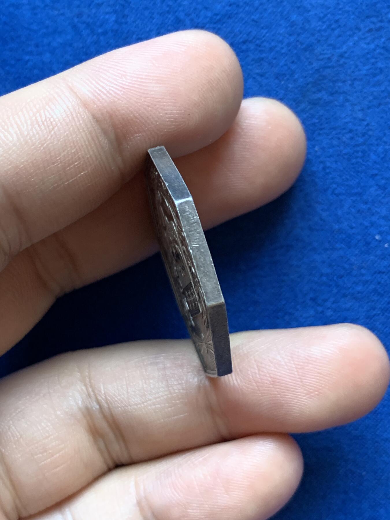 《竞宝斋》第286场-周六， 周日，周一 3场连拍 （全场包邮） 法国1828勒阿弗尔地区市政委员会八角代币银章 早期无边铭 典型的地区火龙纹章 直径约32mm 重约14.1g