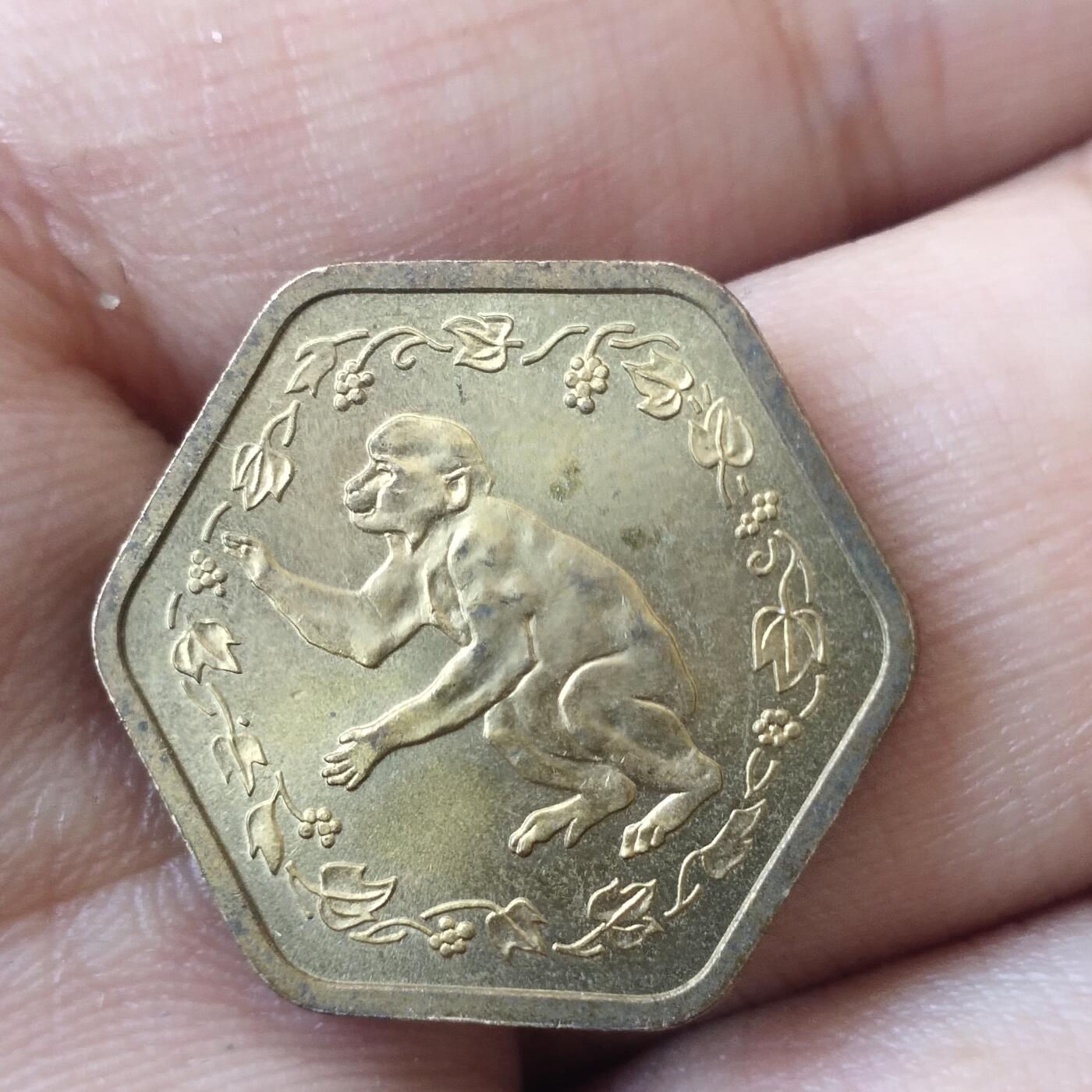 日本生肖纪念币捡漏专场（无押金可累计，捡漏，全场50包邮，偏远地区除外 日本生肖纪念