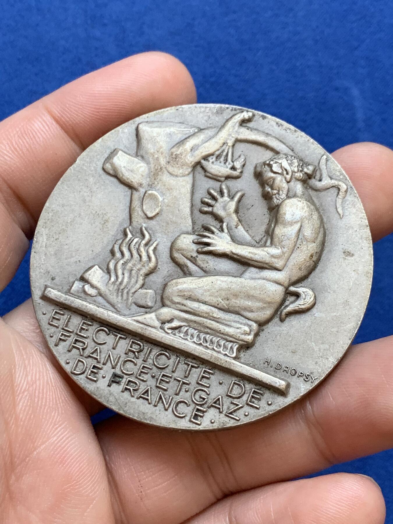 《竞宝斋》第286场-周六， 周日，周一 3场连拍 （全场包邮） 法国电力和天然气镀银铜章 71.8g 55mm