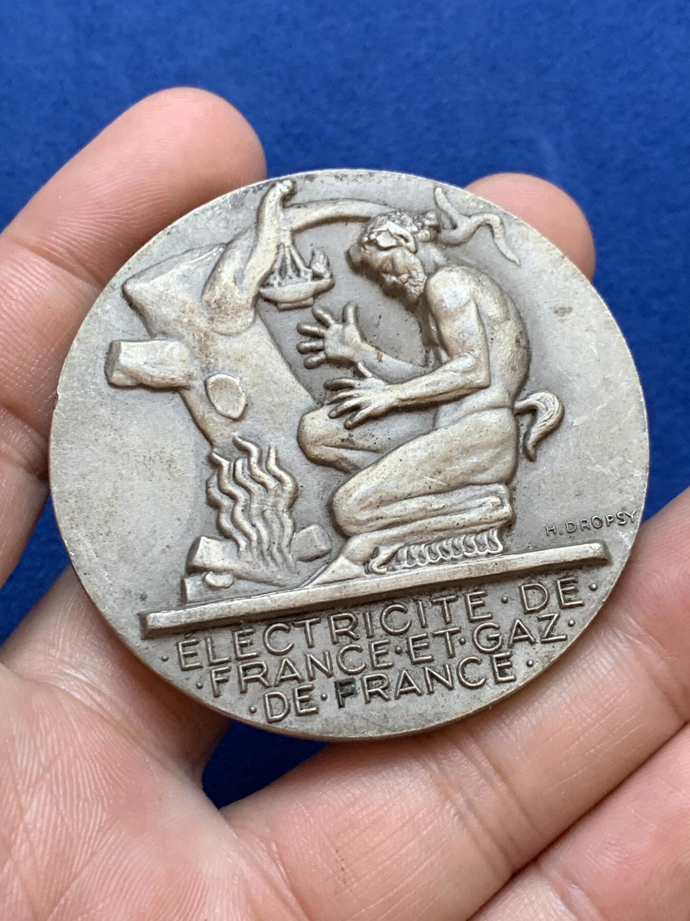 《竞宝斋》第286场-周六， 周日，周一 3场连拍 （全场包邮） 法国电力和天然气镀银铜章 71.8g 55mm