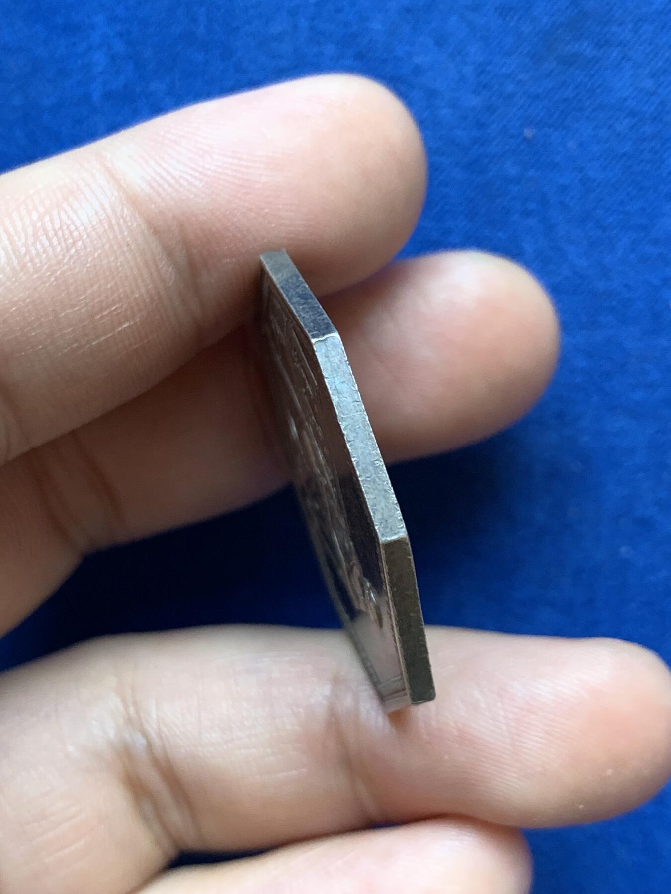 《竞宝斋》第286场-周六， 周日，周一 3场连拍 （全场包邮） 法国八角银代币 无边铭 34mm 16g