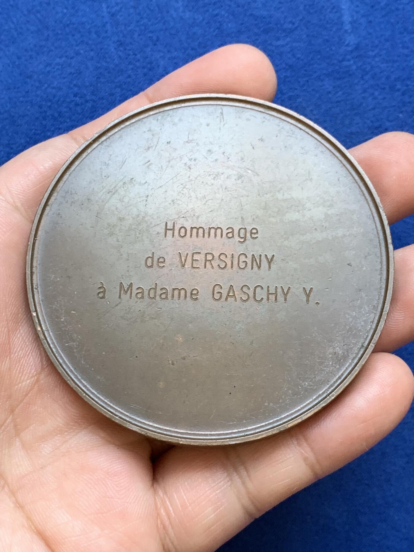 《竞宝斋》第286场-周六， 周日，周一 3场连拍 （全场包邮） 法国由马恩州副议员布鲁诺·布尔格-布罗克提供的铜质奖章 146.2g 68.3mm 丰饶角边铭