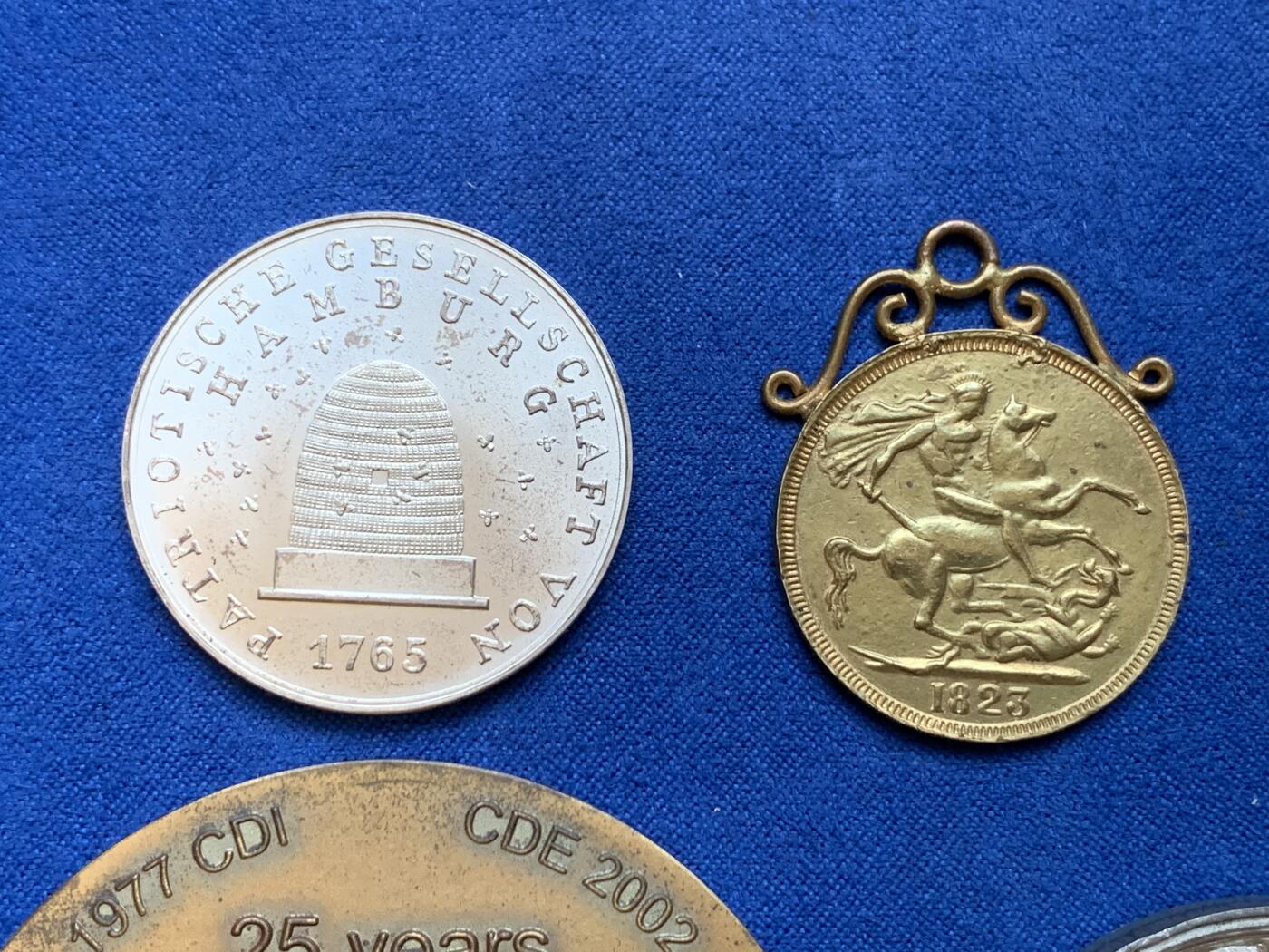 《竞宝斋》第286场-周六， 周日，周一 3场连拍 （全场包邮） 6枚一组 近现代欧洲章牌 最小的27.6mm 最大的59.7mm