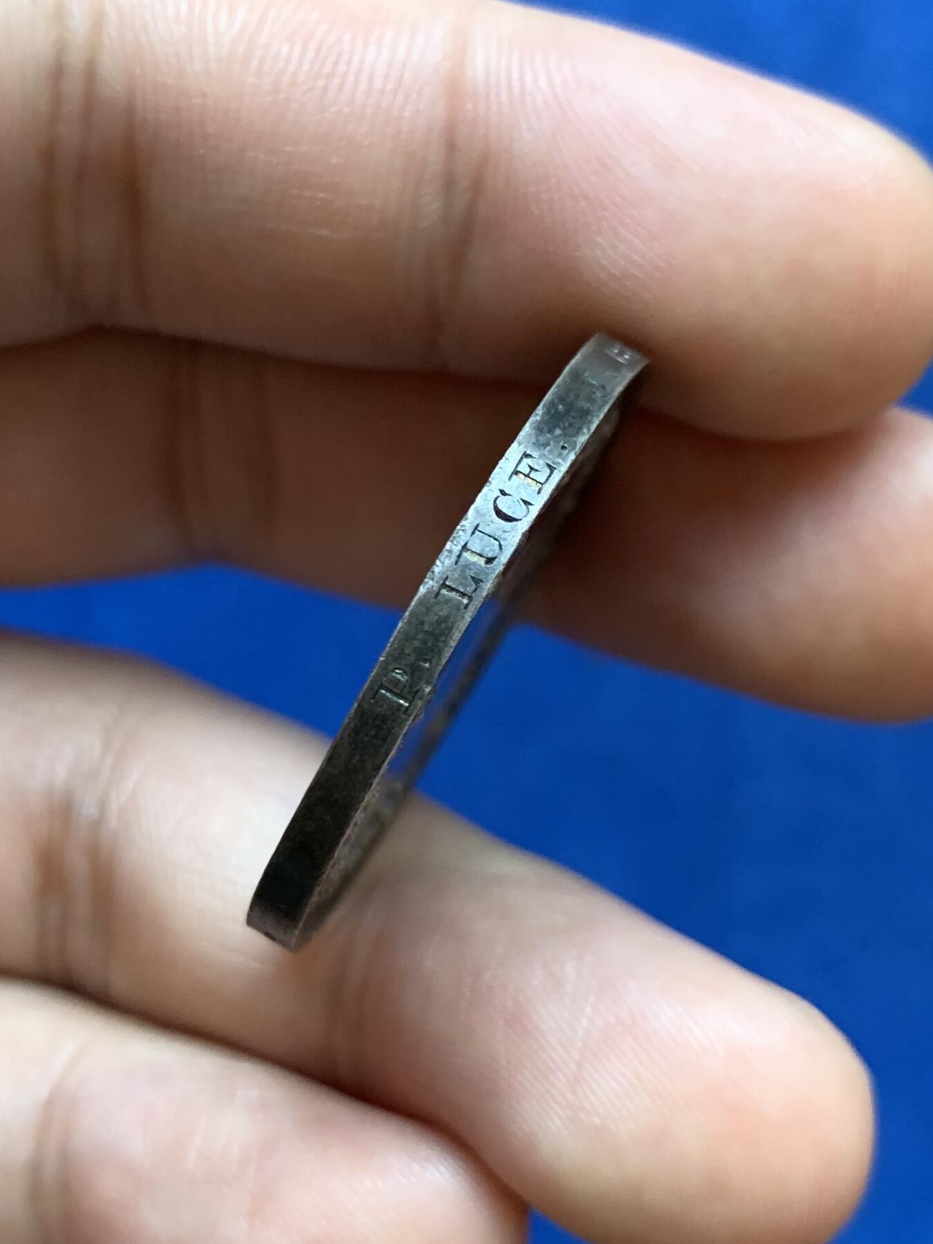 《竞宝斋》第286场-周六， 周日，周一 3场连拍 （全场包邮） 法国1853婚姻纪念圆型银代币 手指铭 32mm 14.2g