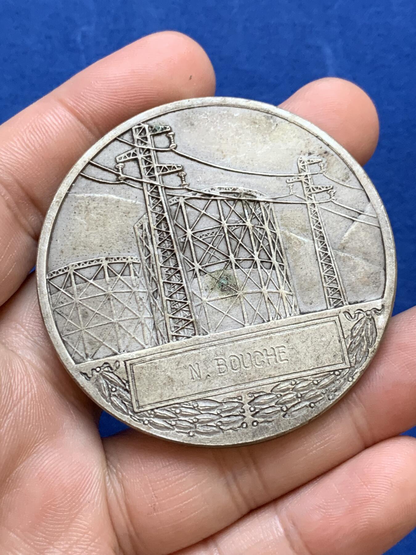 《竞宝斋》第286场-周六， 周日，周一 3场连拍 （全场包邮） 法国电力和天然气镀银铜章 71.8g 55mm