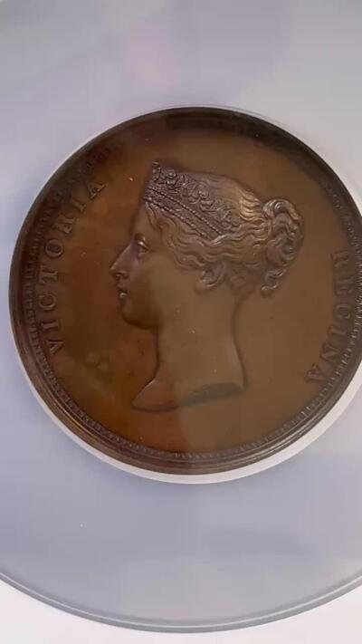 NGC-MS63BN 1837英国小维参观伦敦市政厅纪念铜像 