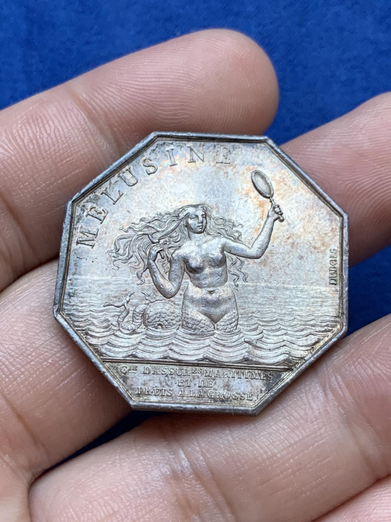 《竞宝斋》第286场-周六， 周日，周一 3场连拍 （全场包邮） 法国1832-1841名誉品海妖八角银代币 海洋保险和贷款公司 17.63g 33.3mm 神灯边铭