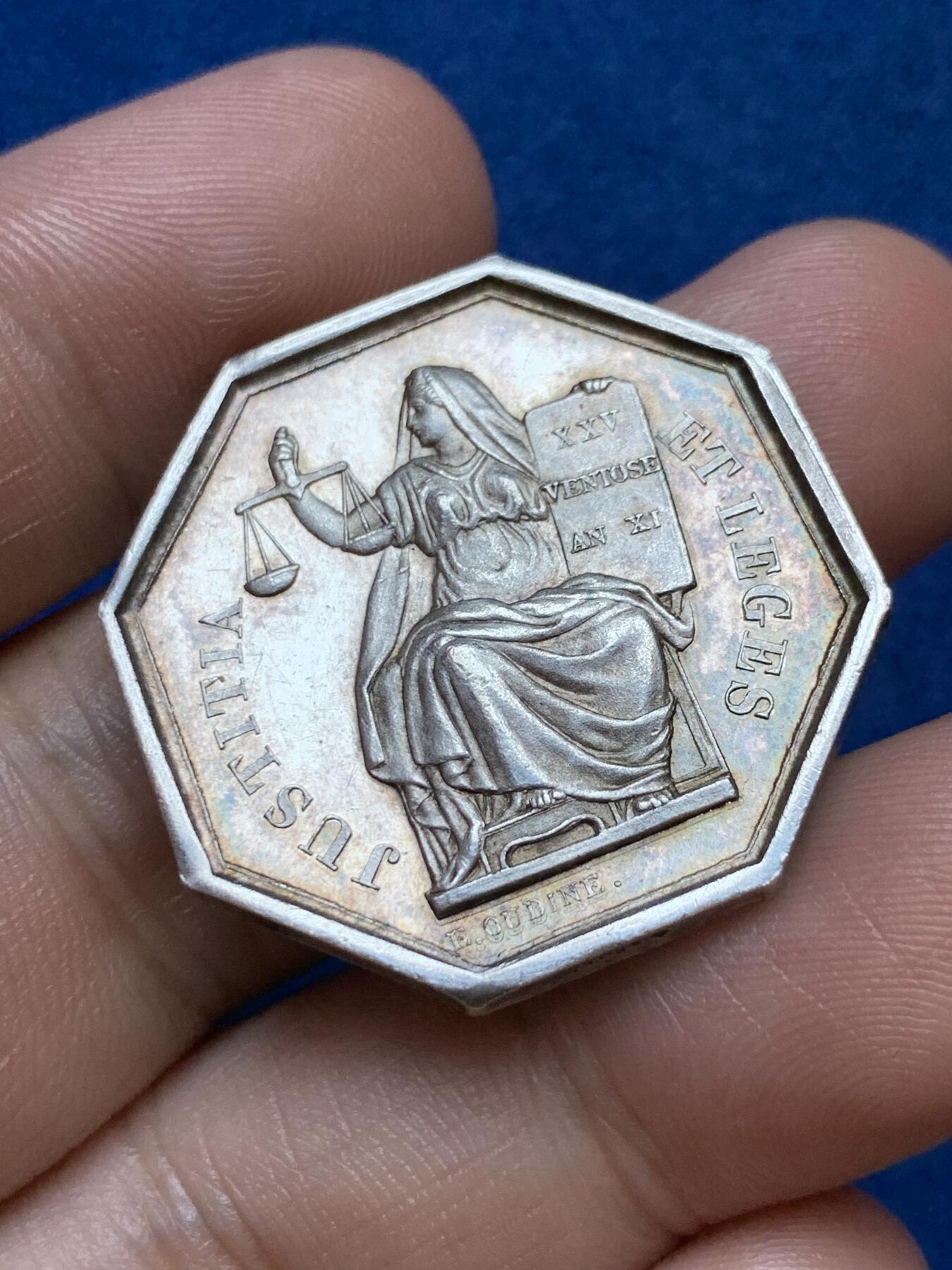 《竞宝斋》第286场-周六， 周日，周一 3场连拍 （全场包邮） 法国图尔公证人八角银代币 蜜蜂边铭 31mm 13.1g