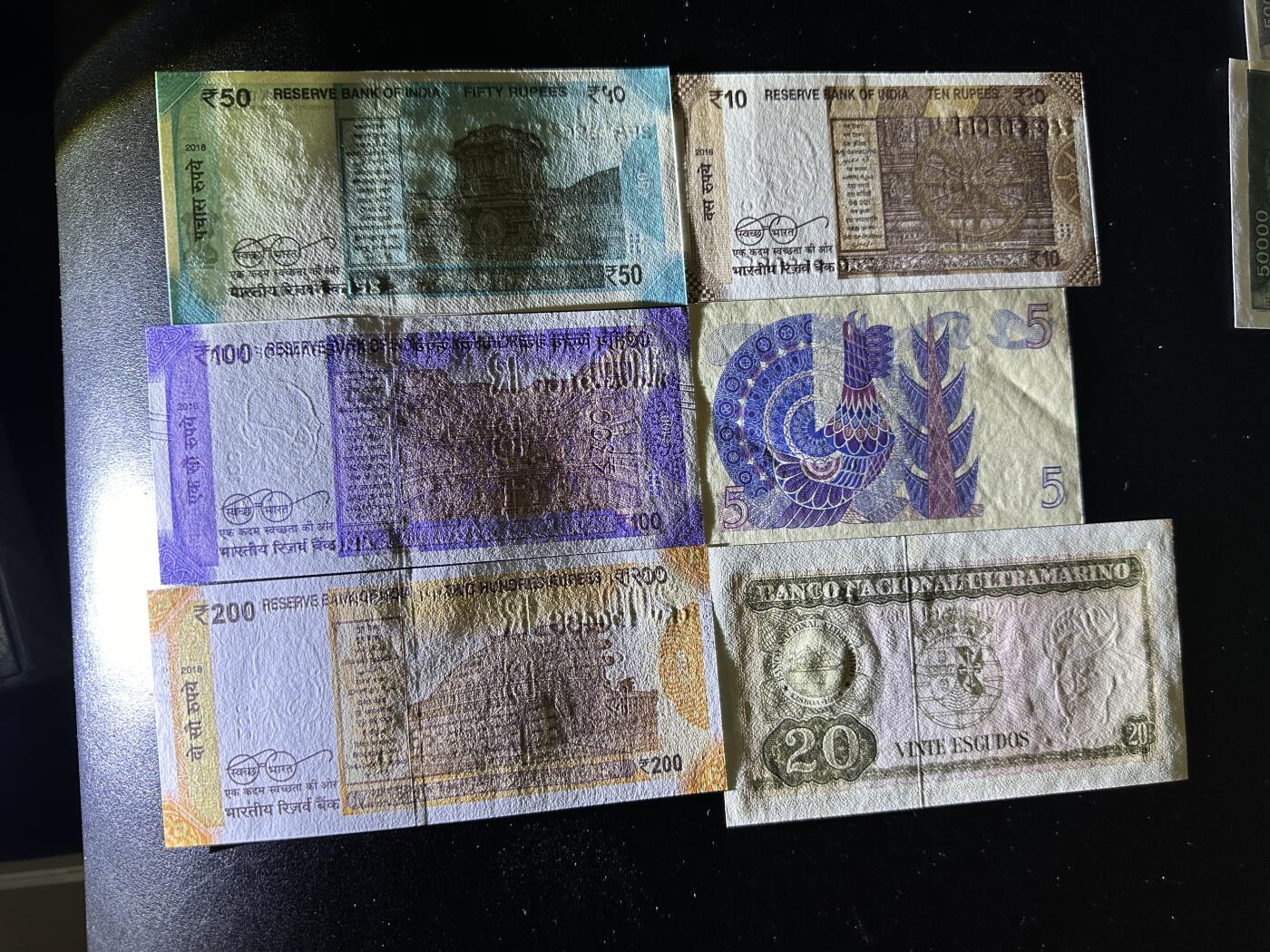 《外钞收藏家》第三百八十九期 印度、瑞典、东帝汶 六张一起 东帝汶有黄潮版 其他全新