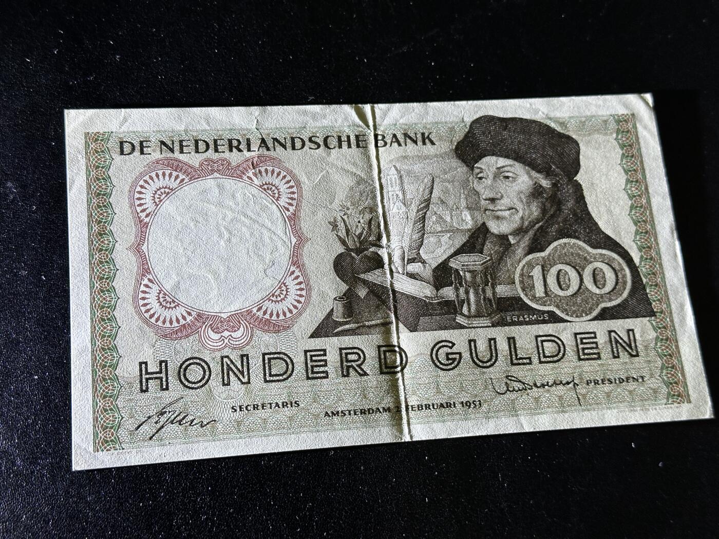 《外钞收藏家》第三百八十八期 1953年荷兰100盾 非全新 品相如图