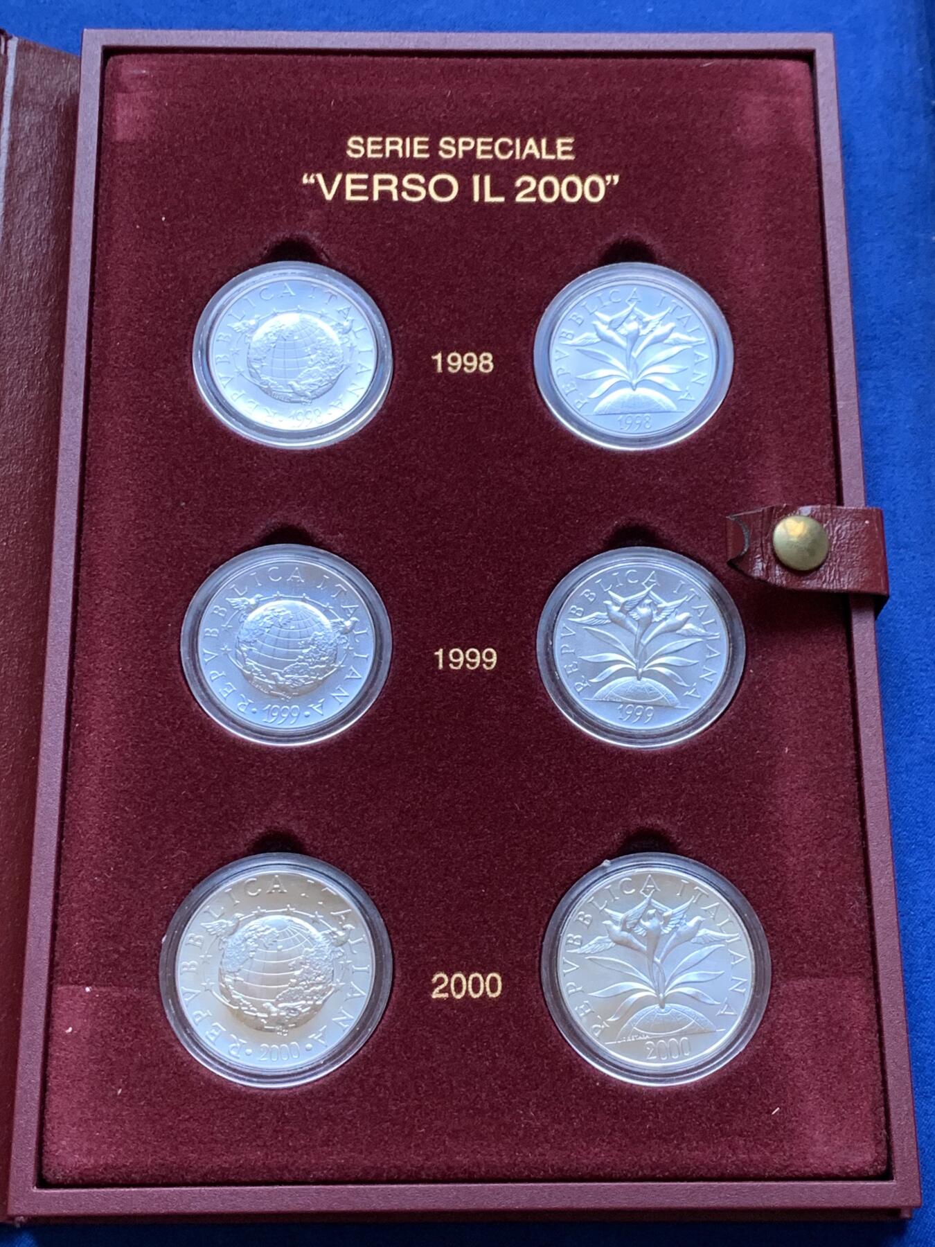 《竞宝斋》第287场-周六， 周日，周一 3场连拍 （全场包邮） 意大利6枚装纪念套币 1998年2000里拉两枚+1999年5000里拉两枚+2000年10000里拉两枚 纪念里拉 全品盒证全