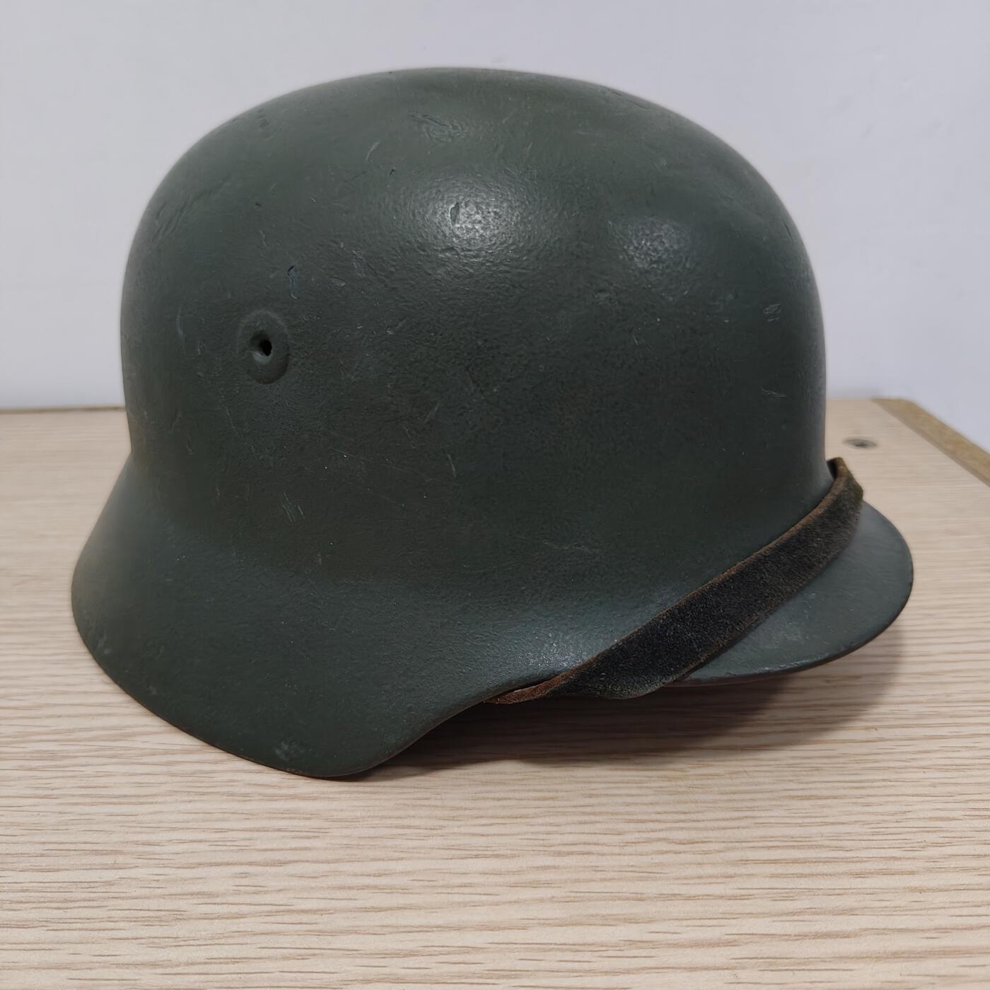 全场0元起拍 第172期 咸鱼国勋章拍卖专场 7月10日（周三）下午6：00开始 西德bgs钢盔 57CM