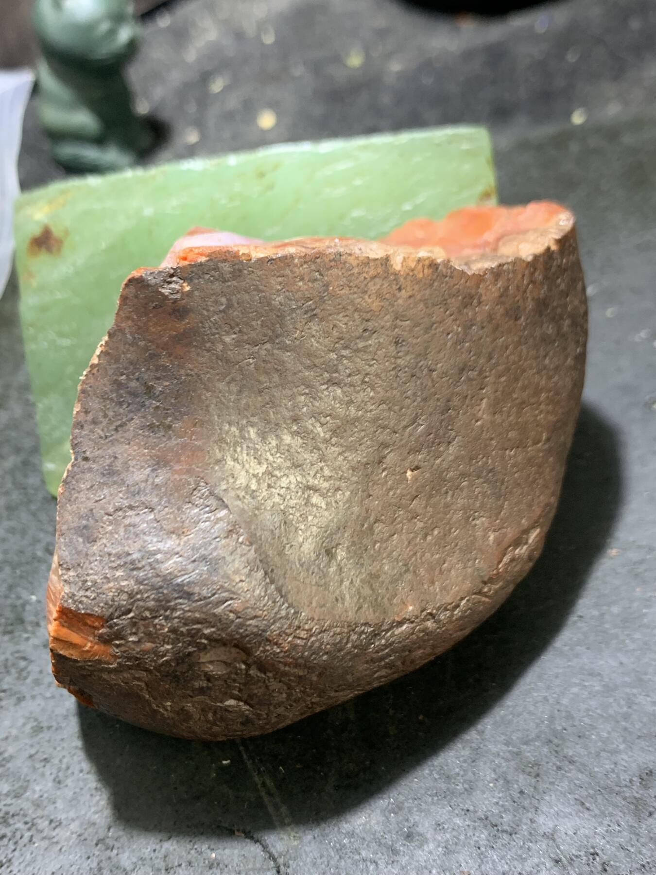精美铁皮原皮冰飘红白大开口料南红玛瑙原石一颗，