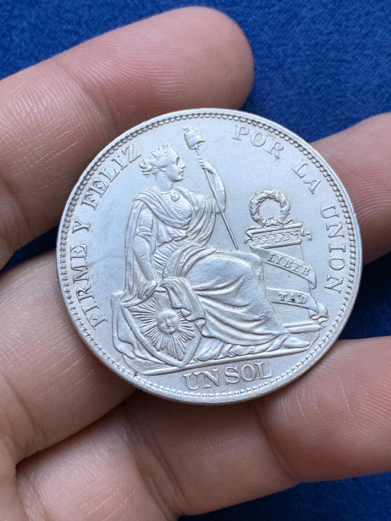 《竞宝斋》第287场-周六， 周日，周一 3场连拍 （全场包邮） 秘鲁1916年坐人女神1索尔银币