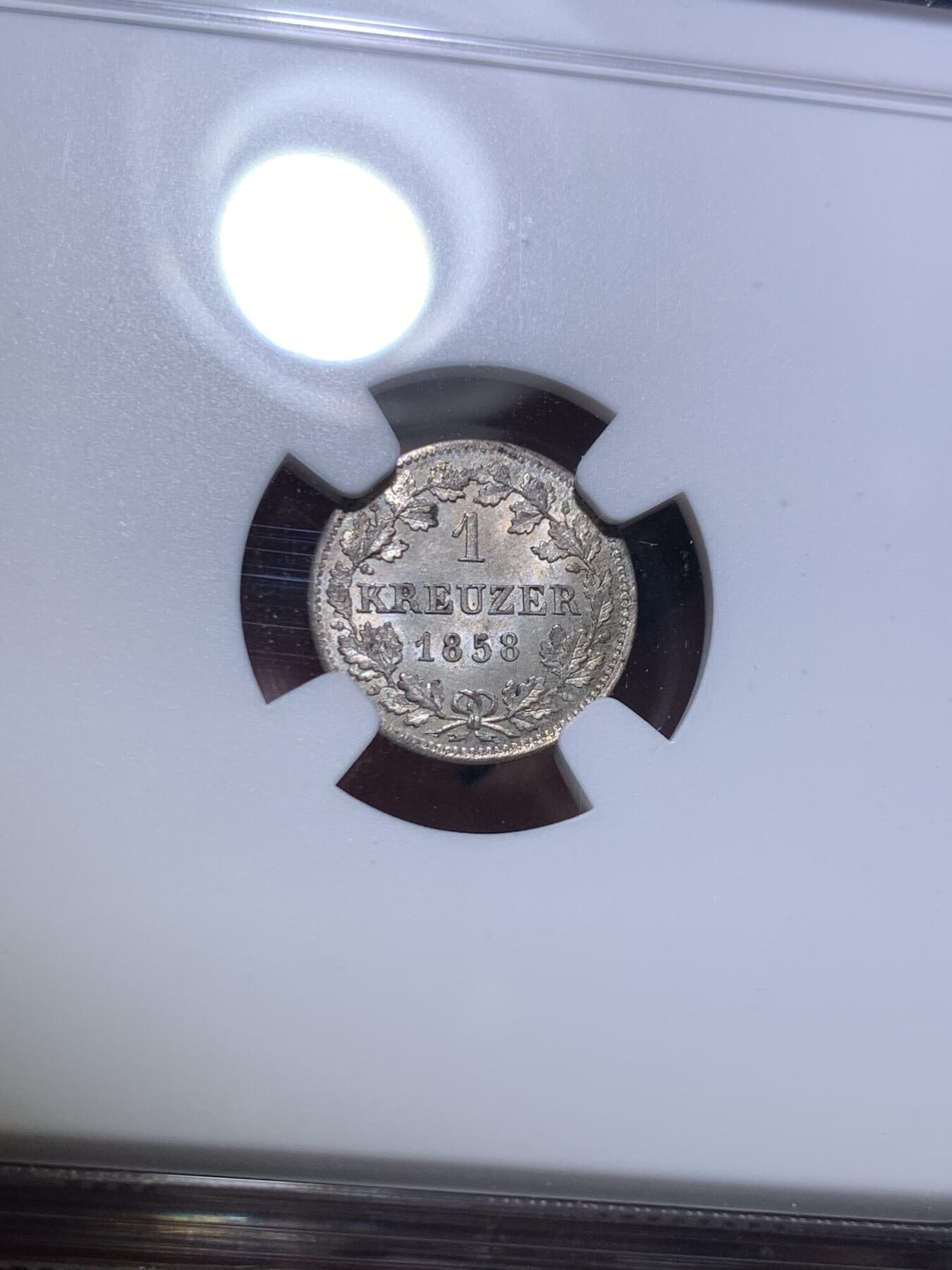 《竞宝斋》第287场-周六， 周日，周一 3场连拍 （全场包邮） NGC MS64 德国1858巴伐利亚1克鲁泽银币