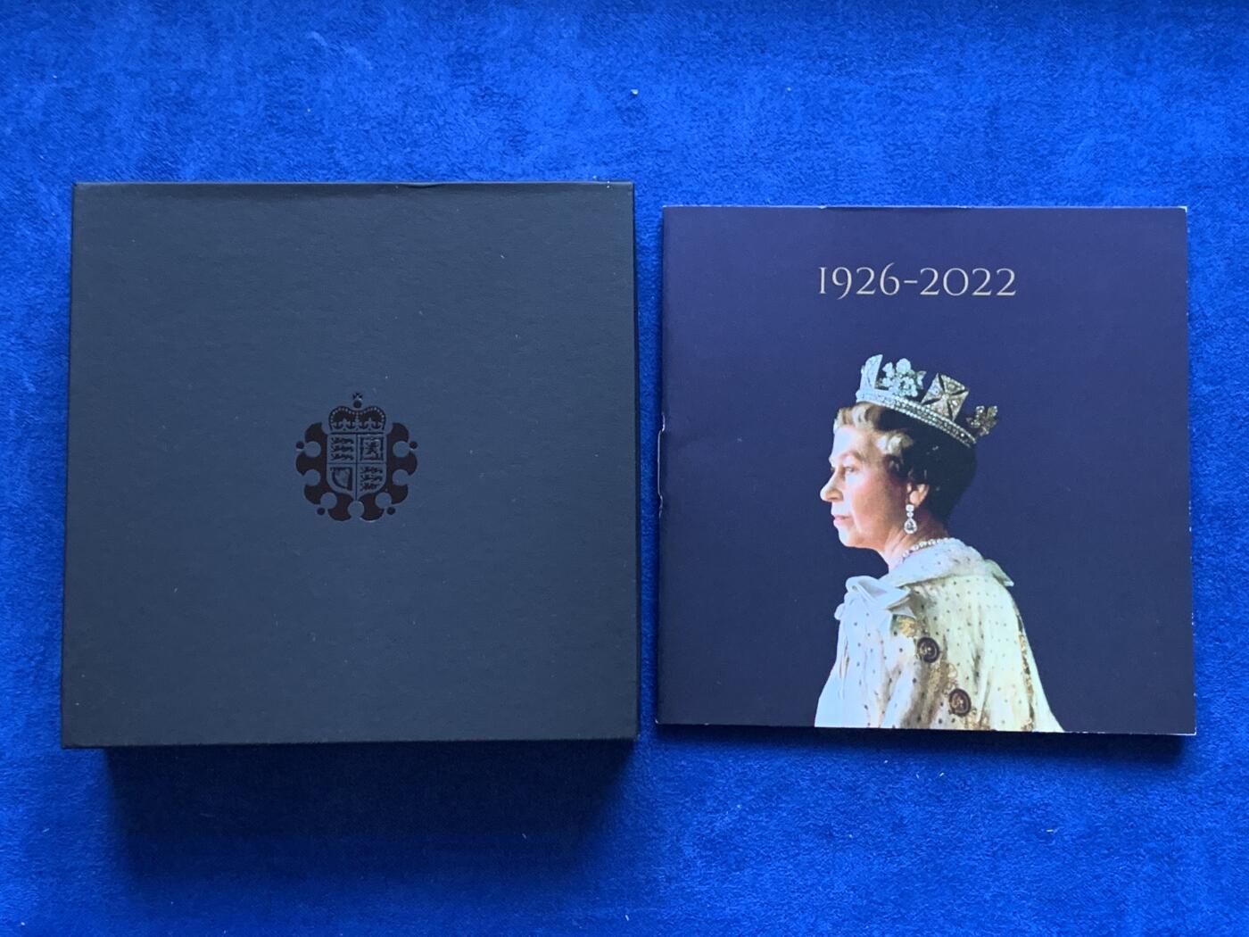 《竞宝斋》第287场-周六， 周日，周一 3场连拍 （全场包邮） 英国2022年发行查尔斯三世头像&女王逝世2英镑精制币 1盎司 盒证齐全 首枚母子双王头像共存纪念 查尔斯三世首枚法定银币