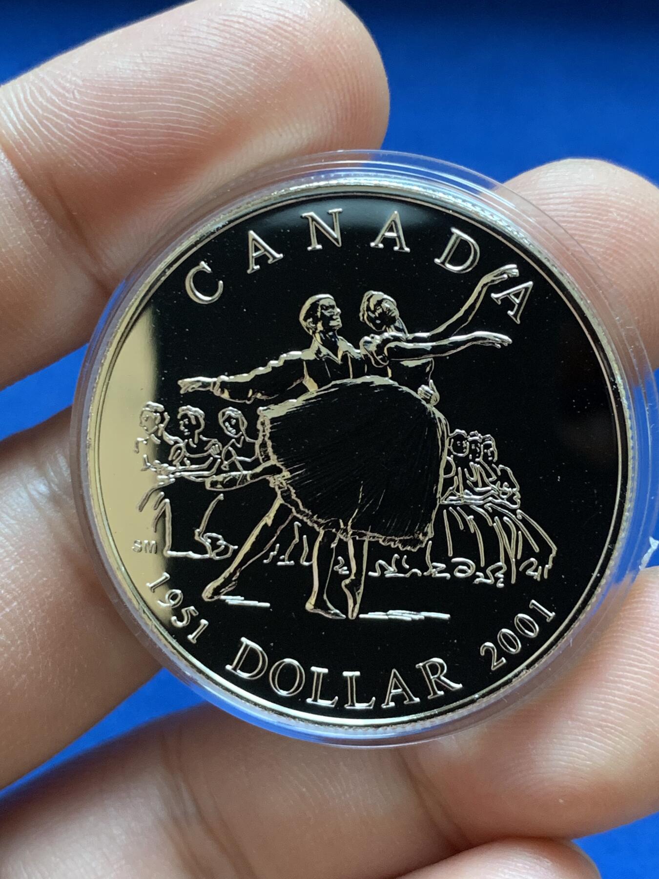 《竞宝斋》第287场-周六， 周日，周一 3场连拍 （全场包邮） 加拿大2001年发行国家芭蕾舞团成立50周年磨砂纪念银币 25.2g 盒证齐全