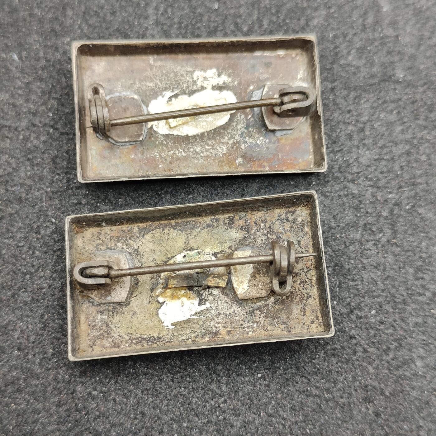 全场0元起拍 第172期 咸鱼国勋章拍卖专场 7月10日（周三）下午6：00开始 日本警察领章一对