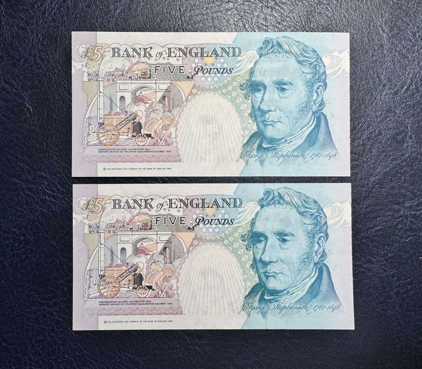 收藏联盟Quantum Auction 第359期拍卖  英国1990年5镑两张 品相UNC 皇冠版
