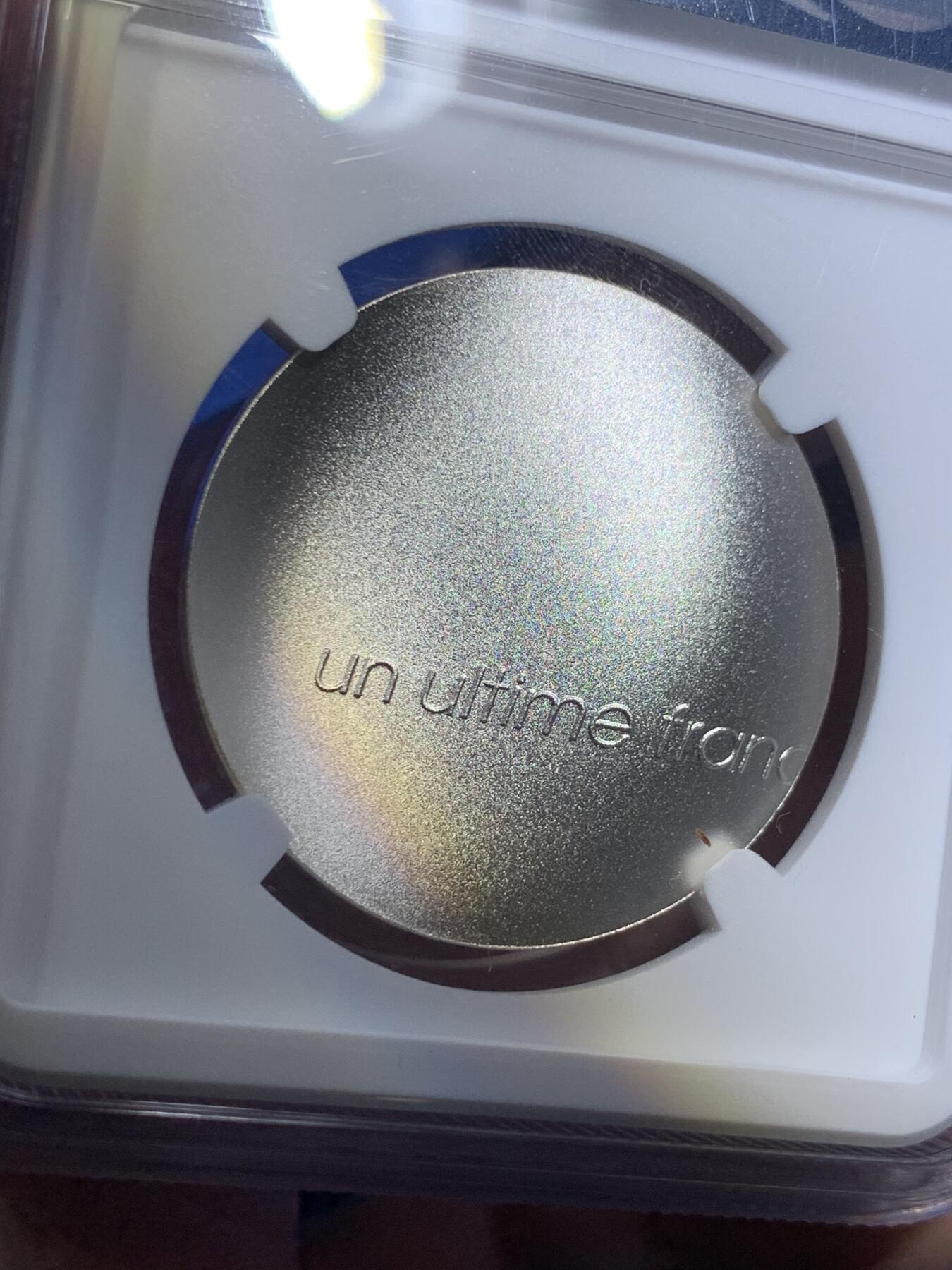 《竞宝斋》第287场-周六， 周日，周一 3场连拍 （全场包邮） NGC MS69MATTE 法国2001年发行最后的法郎 17.77g 波浪形设计 2003年度克劳斯世界硬币大奖赛之年度最佳银币奖