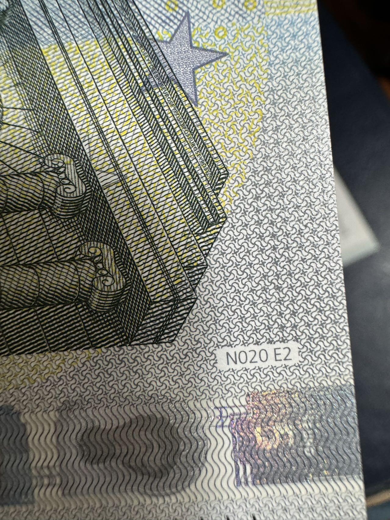 收藏联盟Quantum Auction 第359期拍卖  欧盟国家2013年5欧元三张 品相全新UNC