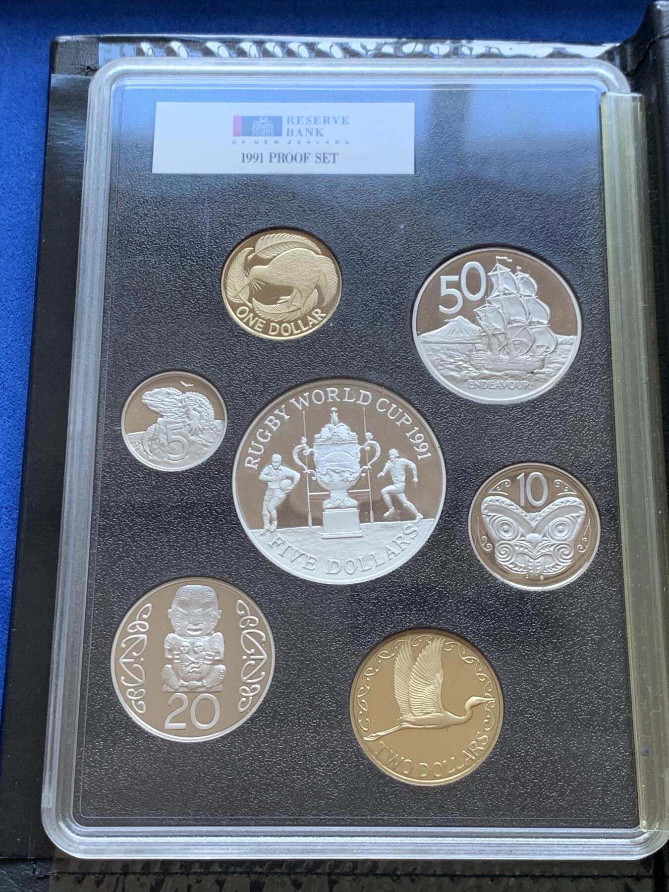 《竞宝斋》第287场-周六， 周日，周一 3场连拍 （全场包邮） 新西兰1991年精制套币 全品盒证全 最大5元为27.22克的925银币