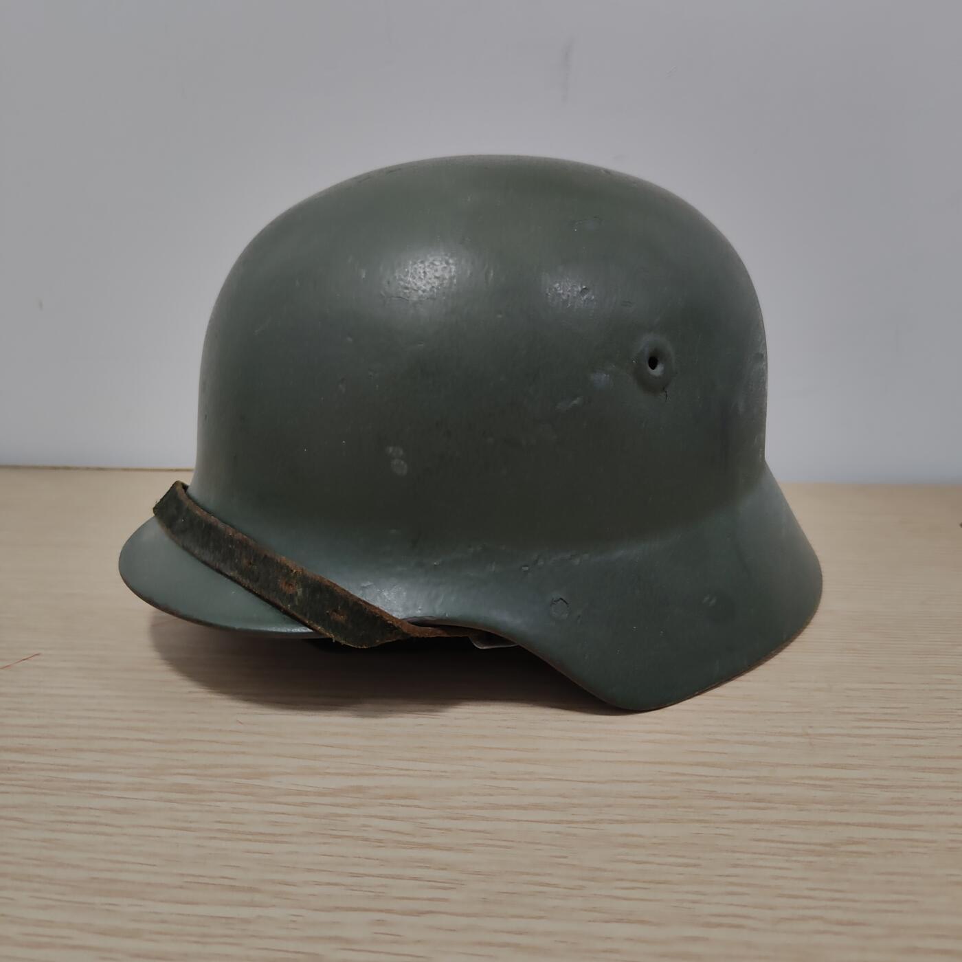 全场0元起拍 第172期 咸鱼国勋章拍卖专场 7月10日（周三）下午6：00开始 西德bgs钢盔 57CM