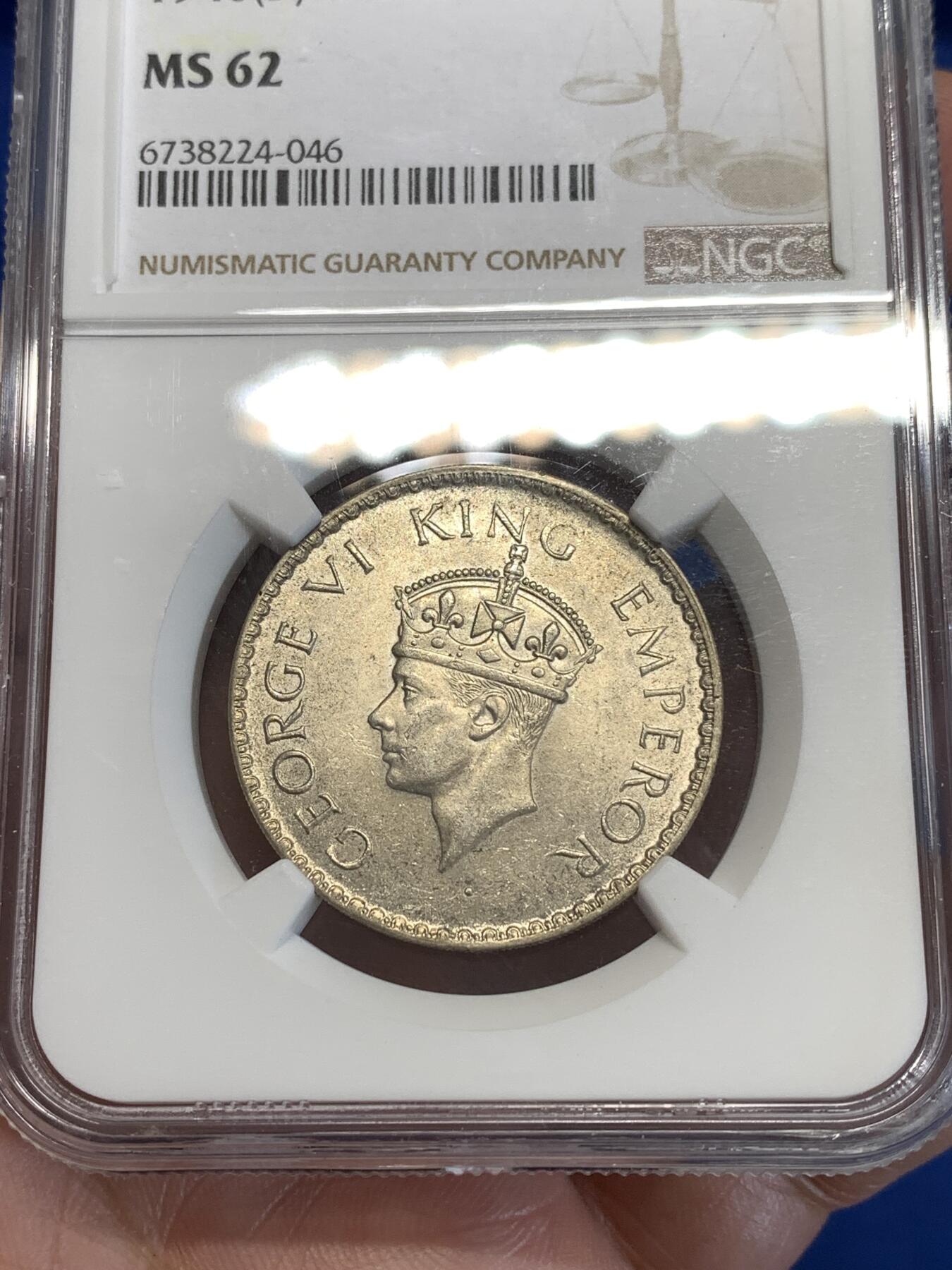 《竞宝斋》第287场-周六， 周日，周一 3场连拍 （全场包邮） NGC MS62 英属印度1940年乔治六世1卢比银币