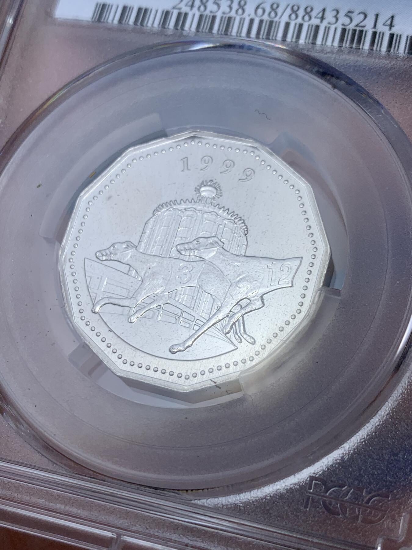 《竞宝斋》第287场-周六， 周日，周一 3场连拍 （全场包邮） PCGS金盾 MS68 澳门1999年纪念澳门回归加拿大造币厂制造赛狗纪念5元镍币亚军分