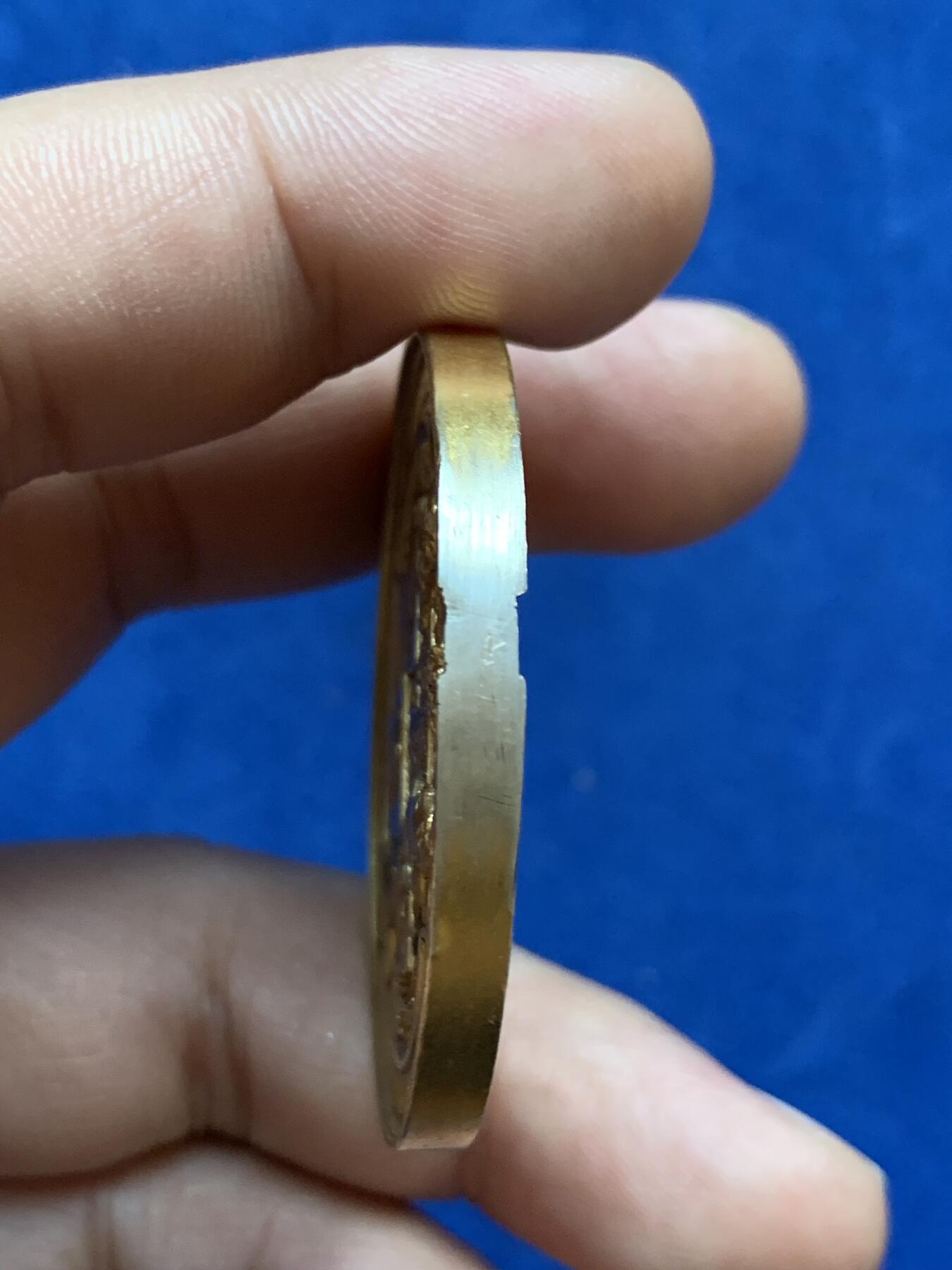 《竞宝斋》第287场-周六， 周日，周一 3场连拍 （全场包邮） 1874年英国Elkington地区奶业和黄油产品银制镀金奖章 很厚实 42.65g 44.7mm 现在上海ngc不评了 12点处边有加工