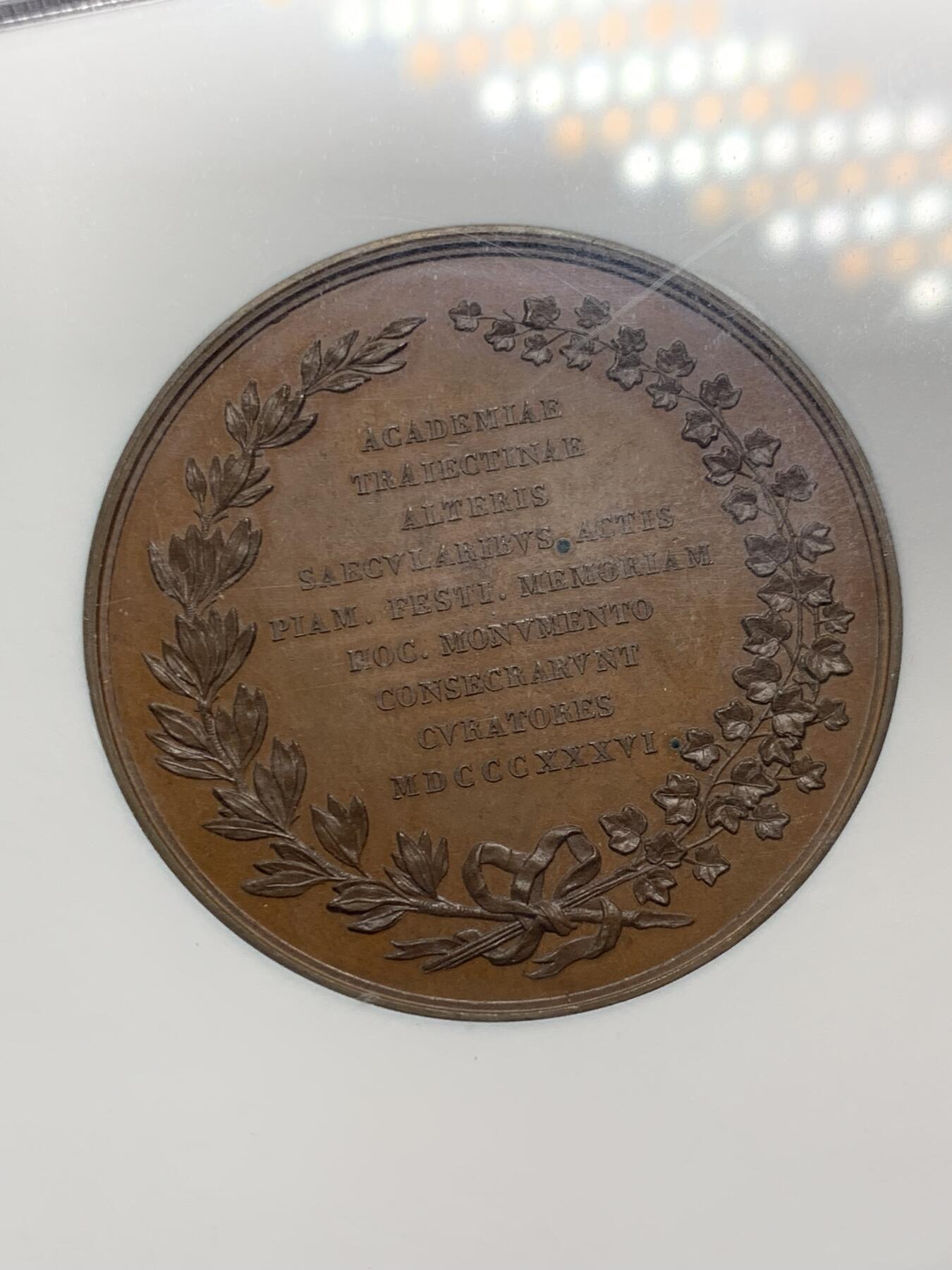 《竞宝斋》第287场-周六， 周日，周一 3场连拍 （全场包邮） NGC MS65BN 荷兰1836乌特勒支大学铜章 大横盒封装 稀见高分 一般都是62、63分，更高分本人仅见此品