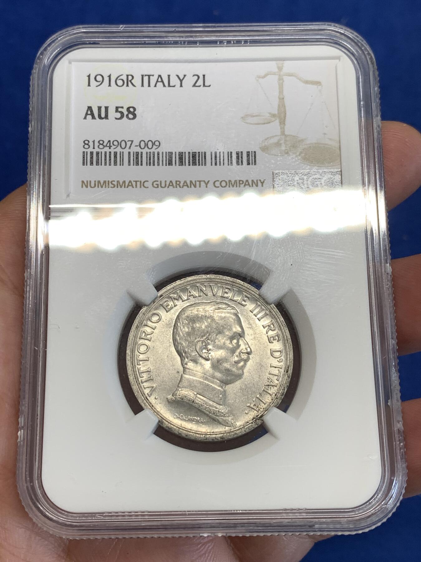 《竞宝斋》第287场-周六， 周日，周一 3场连拍 （全场包邮） NGC AU58 意大利 1916年 马车 2里拉银币