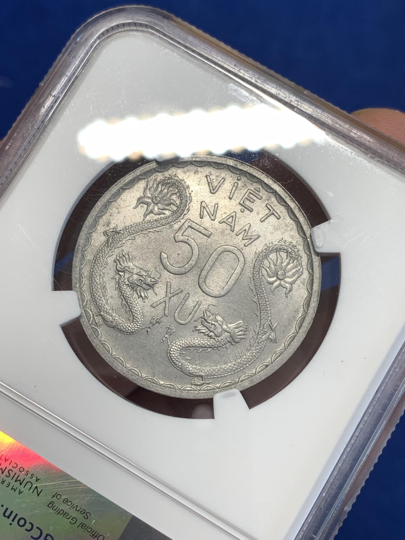 《竞宝斋》第287场-周六， 周日，周一 3场连拍 （全场包邮） NGC MS63 越南1953三美女50苏经典双龙铝币