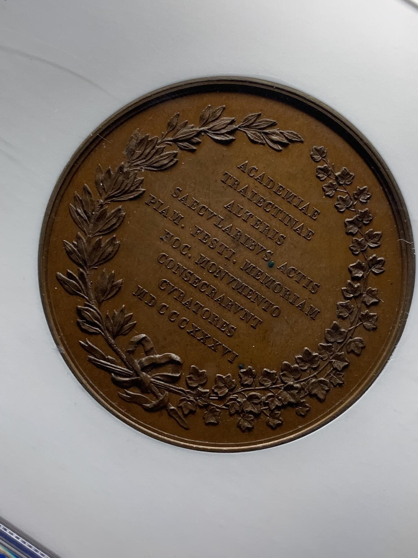 《竞宝斋》第287场-周六， 周日，周一 3场连拍 （全场包邮） NGC MS65BN 荷兰1836乌特勒支大学铜章 大横盒封装 稀见高分 一般都是62、63分，更高分本人仅见此品