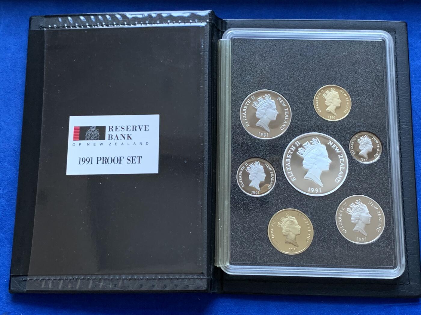 《竞宝斋》第287场-周六， 周日，周一 3场连拍 （全场包邮） 新西兰1991年精制套币 全品盒证全 最大5元为27.22克的925银币