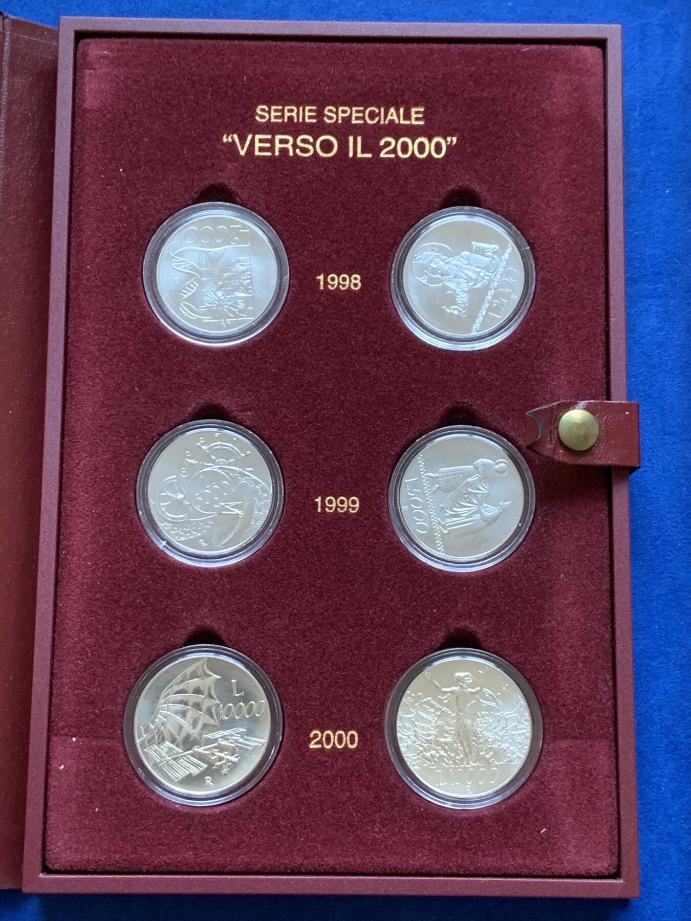 《竞宝斋》第287场-周六， 周日，周一 3场连拍 （全场包邮） 意大利6枚装纪念套币 1998年2000里拉两枚+1999年5000里拉两枚+2000年10000里拉两枚 纪念里拉 全品盒证全