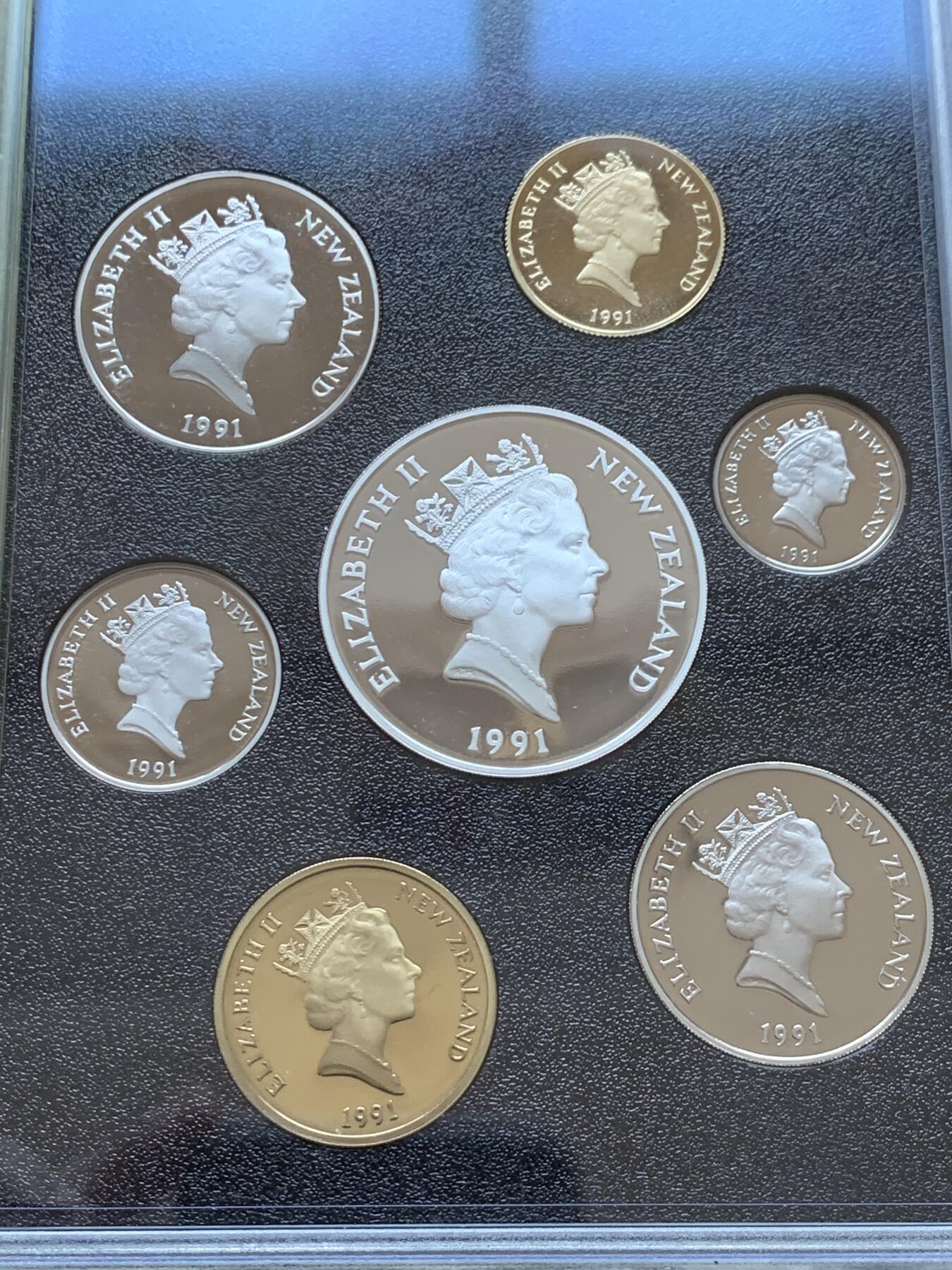 《竞宝斋》第287场-周六， 周日，周一 3场连拍 （全场包邮） 新西兰1991年精制套币 全品盒证全 最大5元为27.22克的925银币