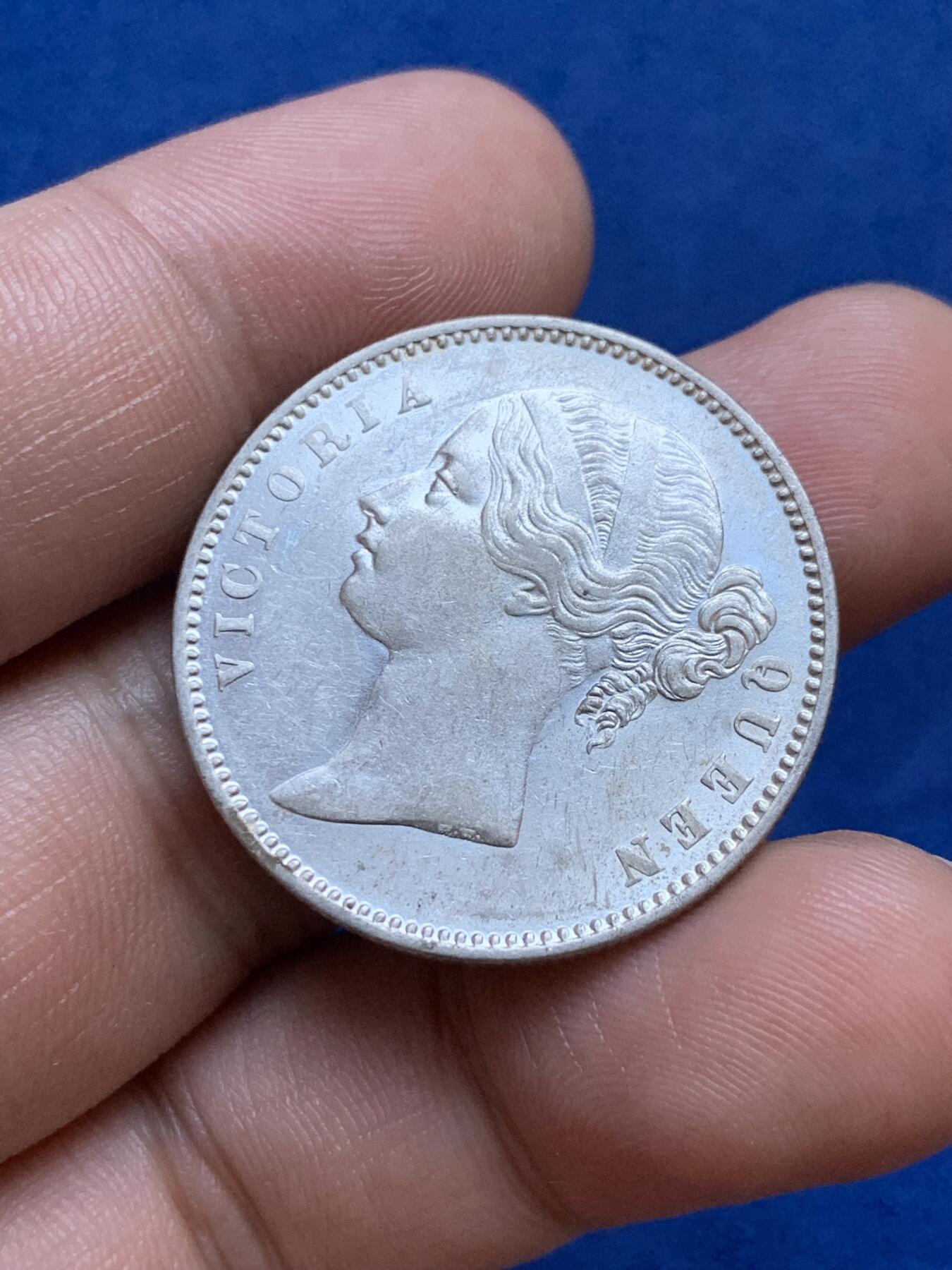 《竞宝斋》第287场-周六， 周日，周一 3场连拍 （全场包邮） 英属印度1840双辫小维 1卢比银币 未流通可评级