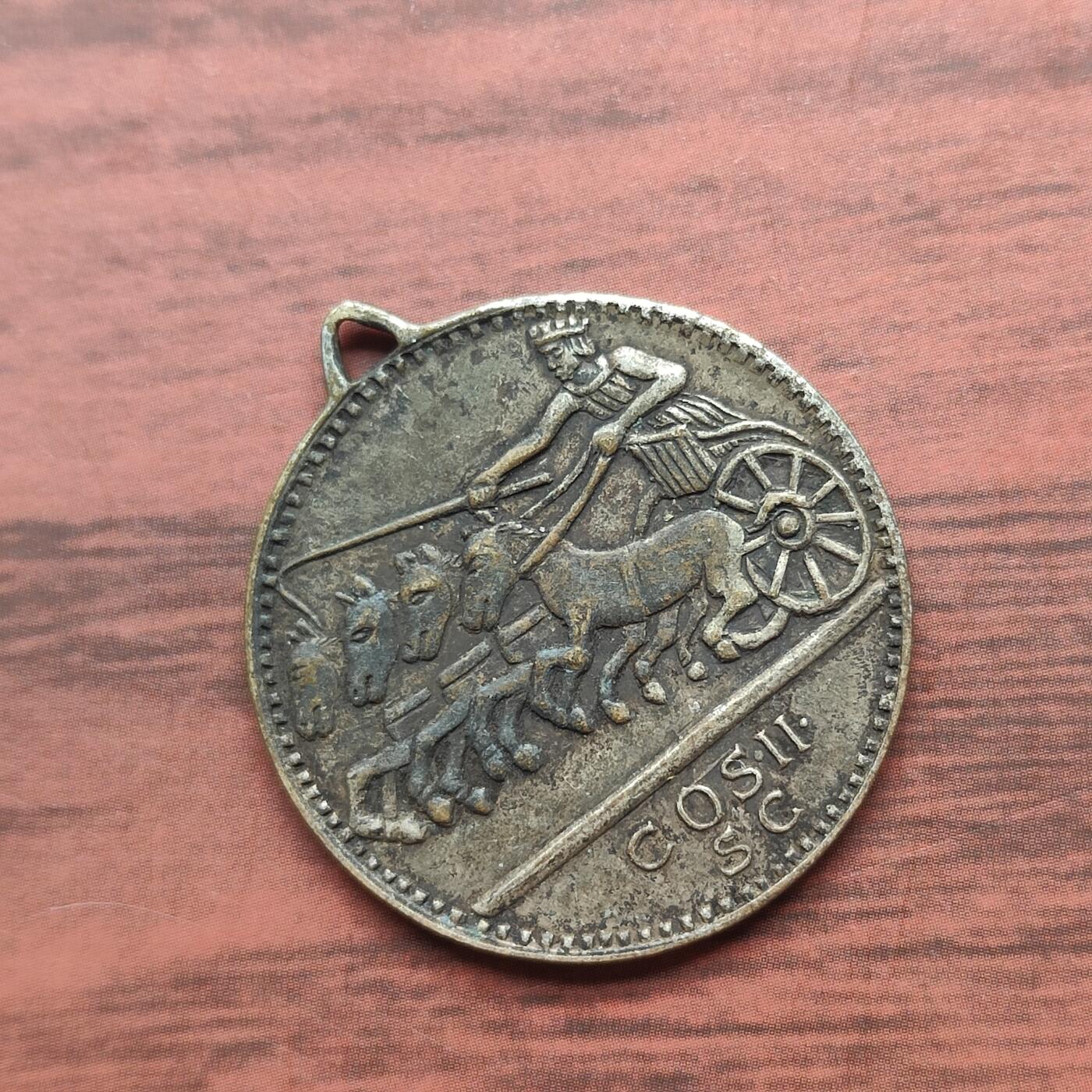 英雄古币捡漏专场第一期无押金可累计捡漏，全场50包邮，偏远地区除外。 老币