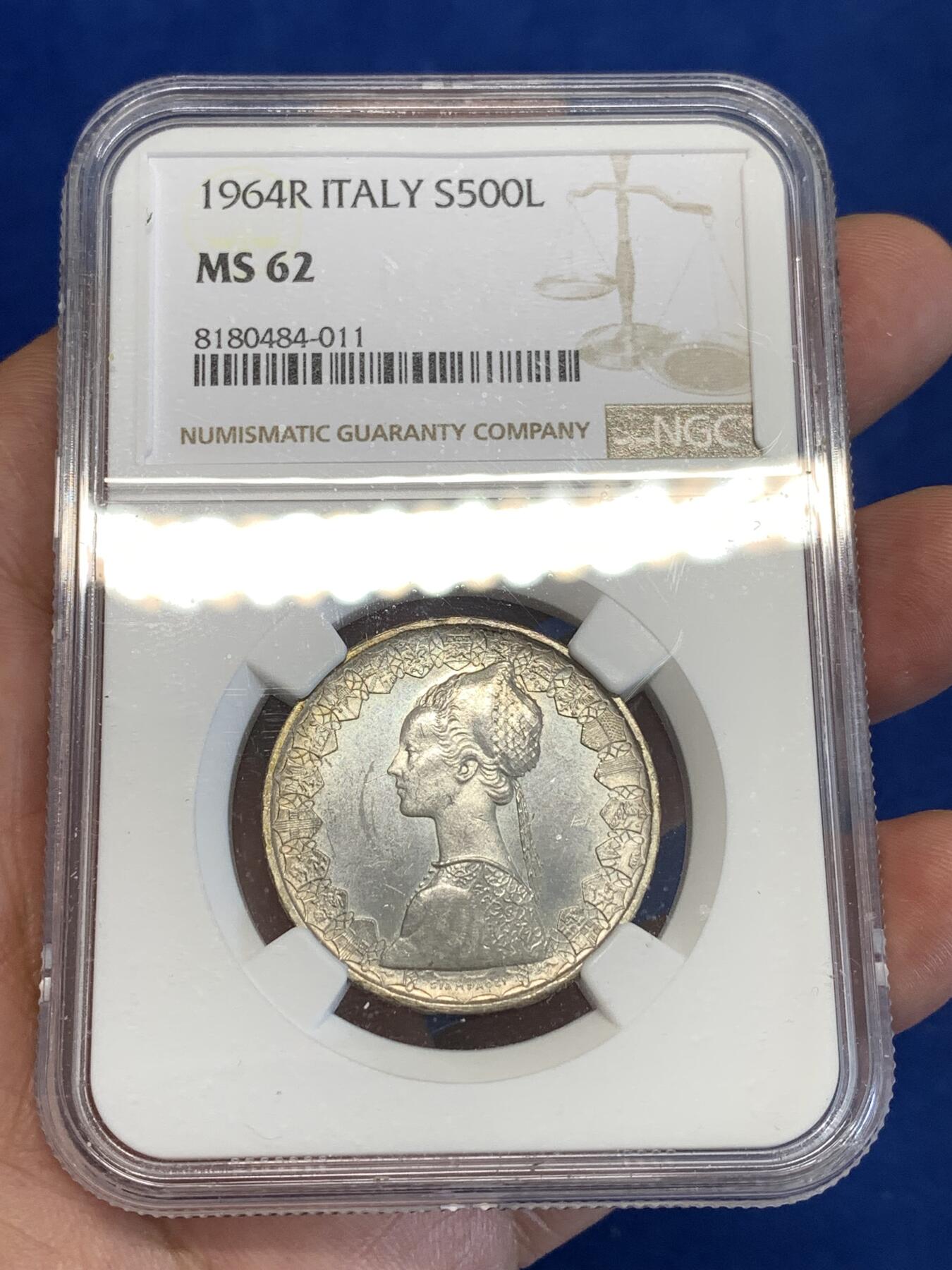 《竞宝斋》第287场-周六， 周日，周一 3场连拍 （全场包邮） NGC MS62 意大利1964 帆船少女500里拉银币 经典品种 两面都微微有点包浆 非常漂亮 性价比高
