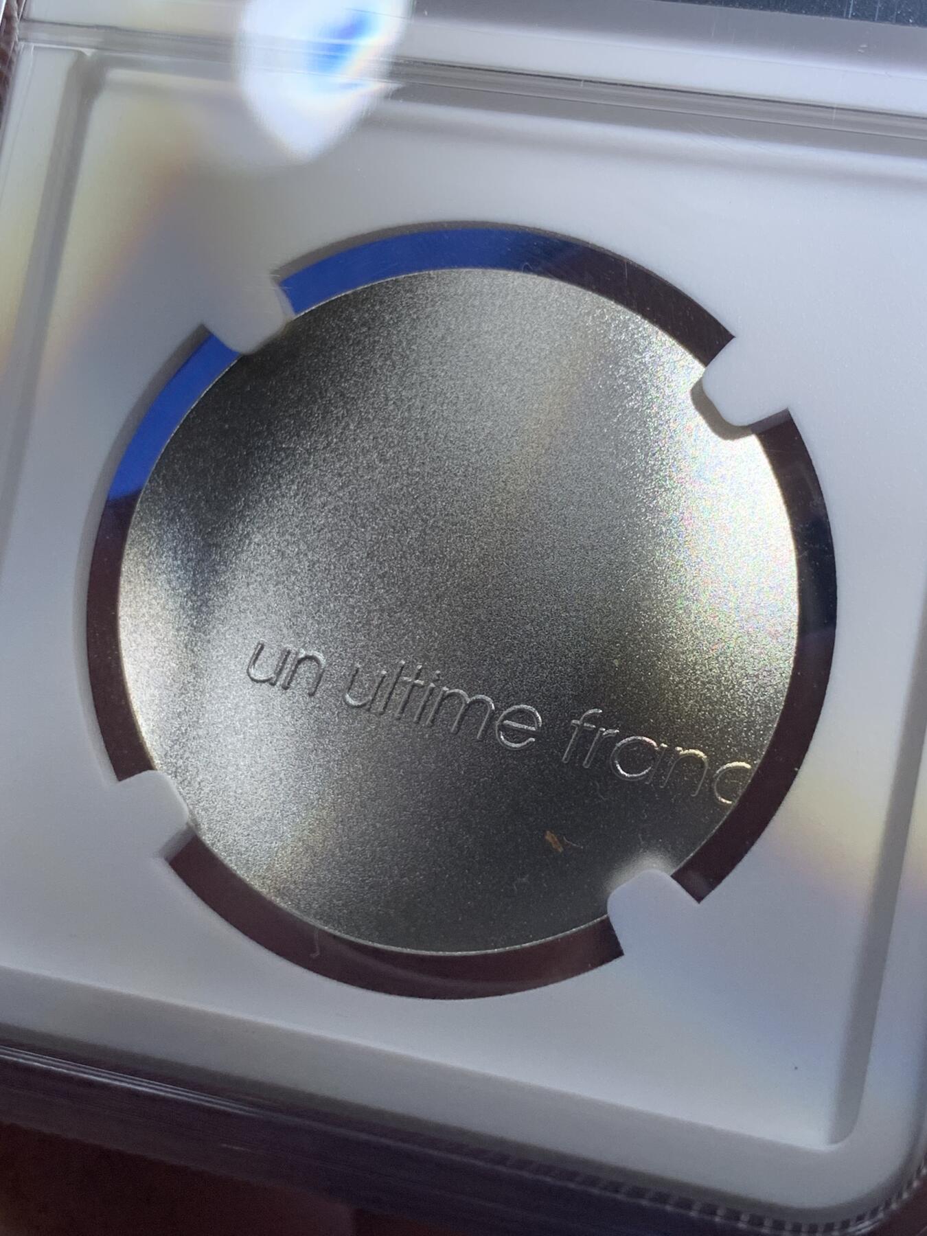 《竞宝斋》第287场-周六， 周日，周一 3场连拍 （全场包邮） NGC MS69MATTE 法国2001年发行最后的法郎 17.77g 波浪形设计 2003年度克劳斯世界硬币大奖赛之年度最佳银币奖