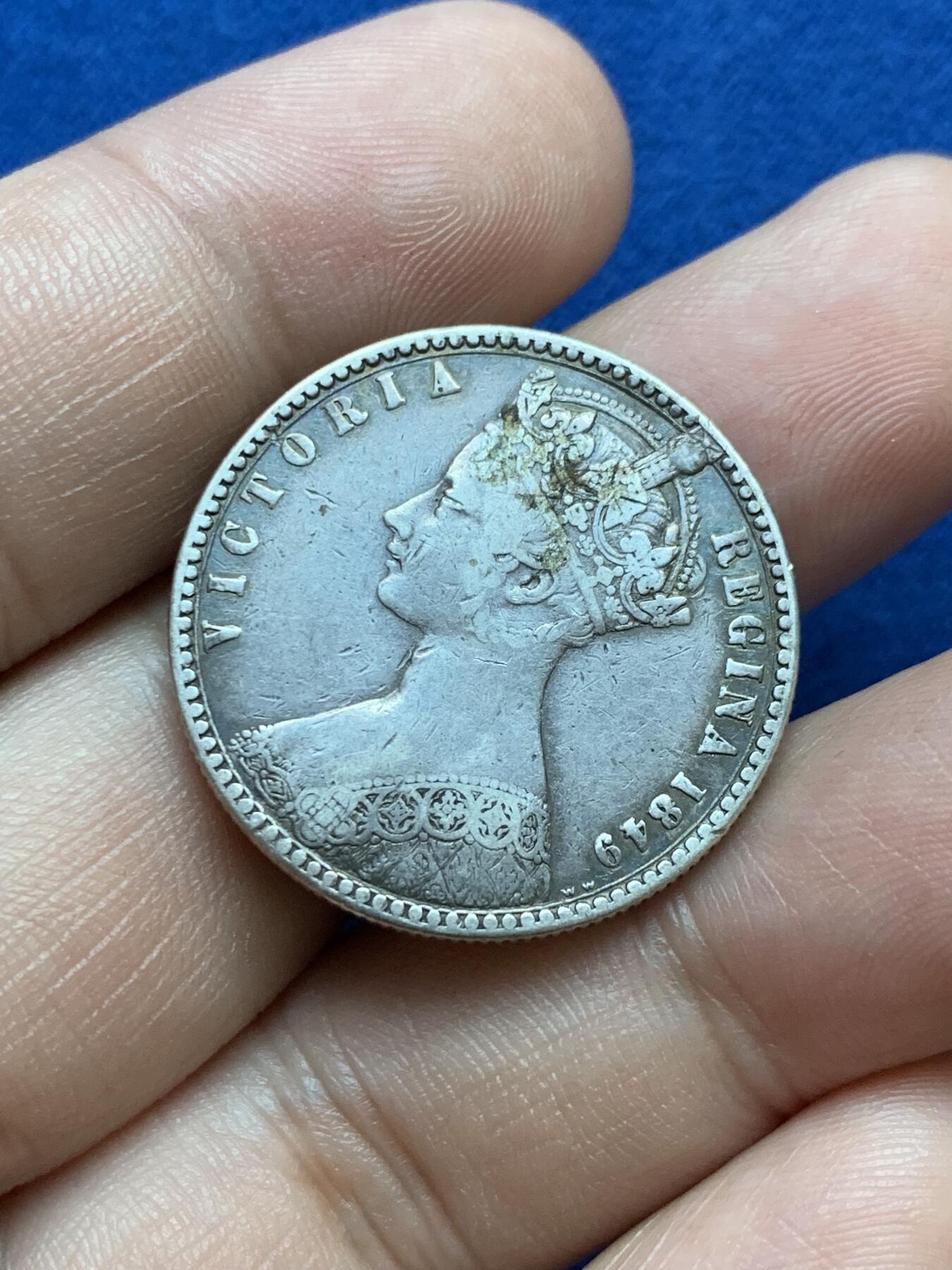 《竞宝斋》第287场-周六， 周日，周一 3场连拍 （全场包邮） 1849年英国维多利亚无神弗洛林银币 老味道 细节很好