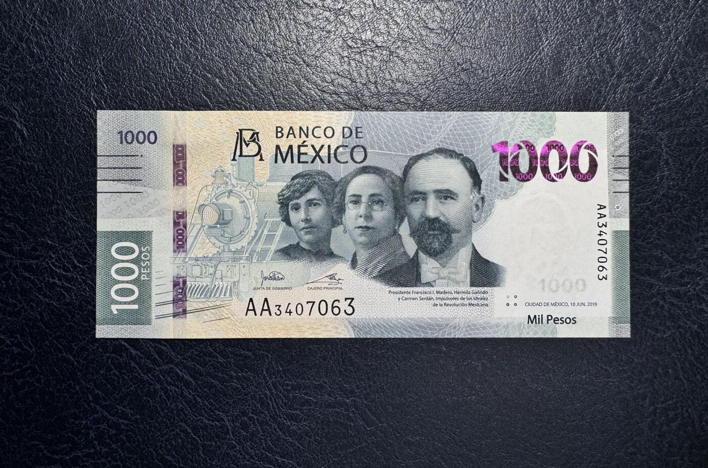 收藏联盟Quantum Auction 第359期拍卖  墨西哥2019年1000比索 品相全新UNC AA首发冠 墨西哥第三十三总统马克罗