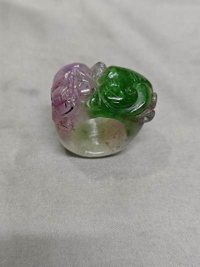 明清天然紫罗兰冰糯种戒指  明清天然紫罗兰冰糯种戒指 